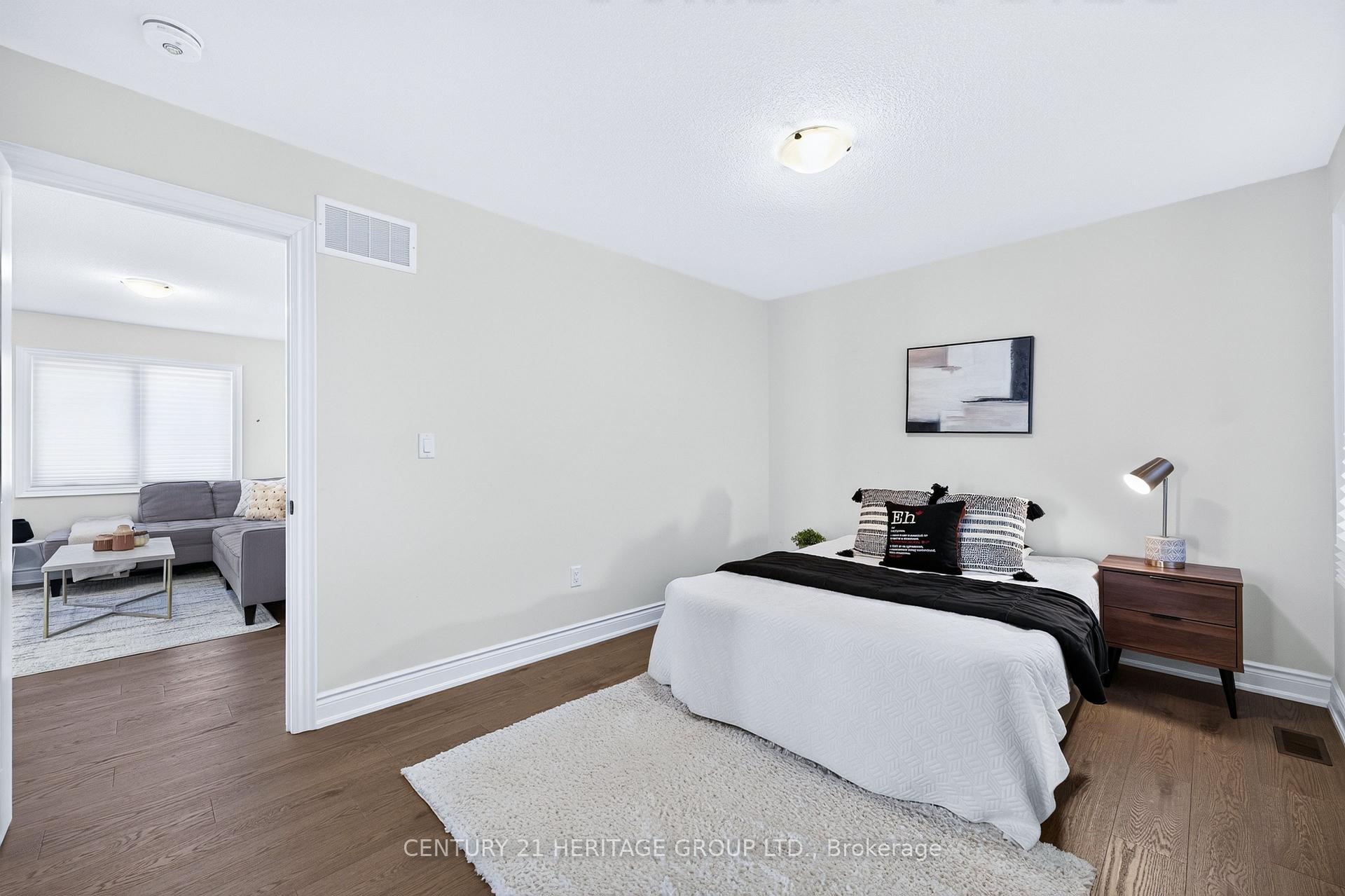 Photo 34 of 147 Meadow Vista Crescent, East Gwillimbury, Holland Landing — HOMEH