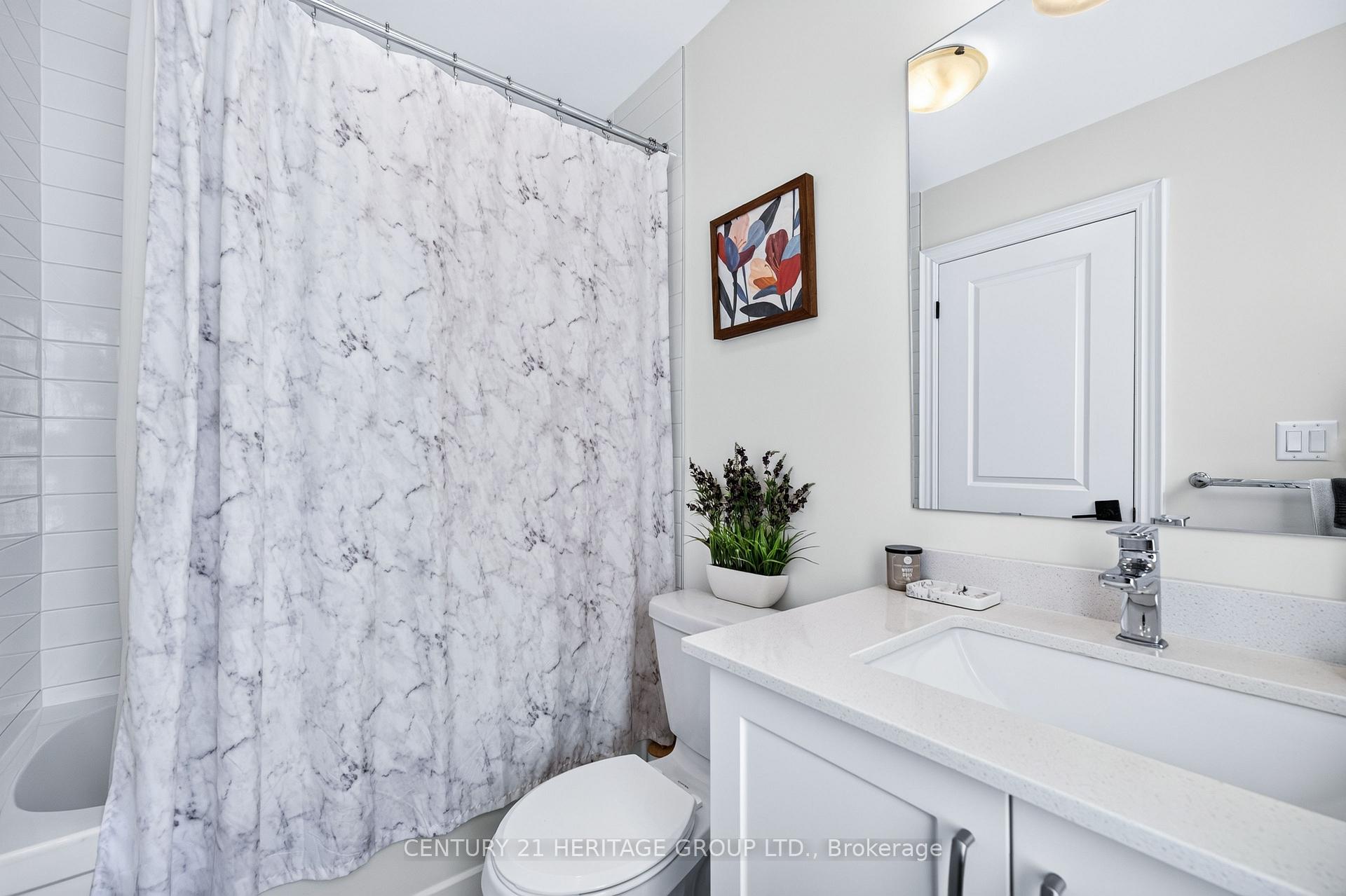 Photo 43 of 147 Meadow Vista Crescent, East Gwillimbury, Holland Landing — HOMEH