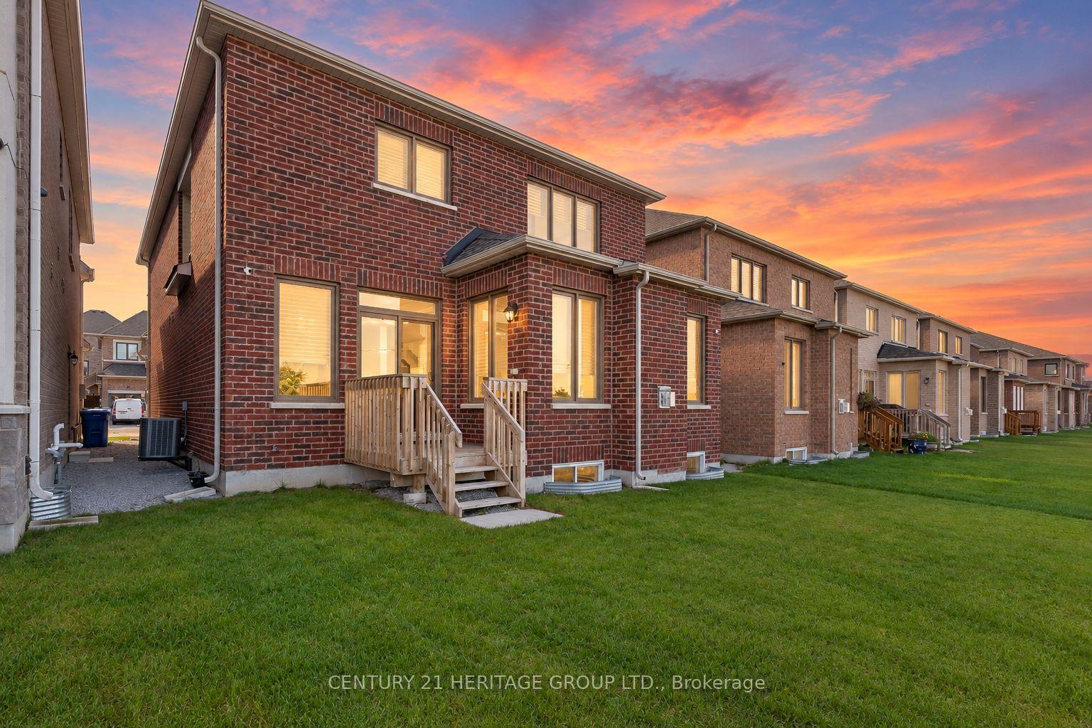 Photo 45 of 147 Meadow Vista Crescent, East Gwillimbury, Holland Landing — HOMEH