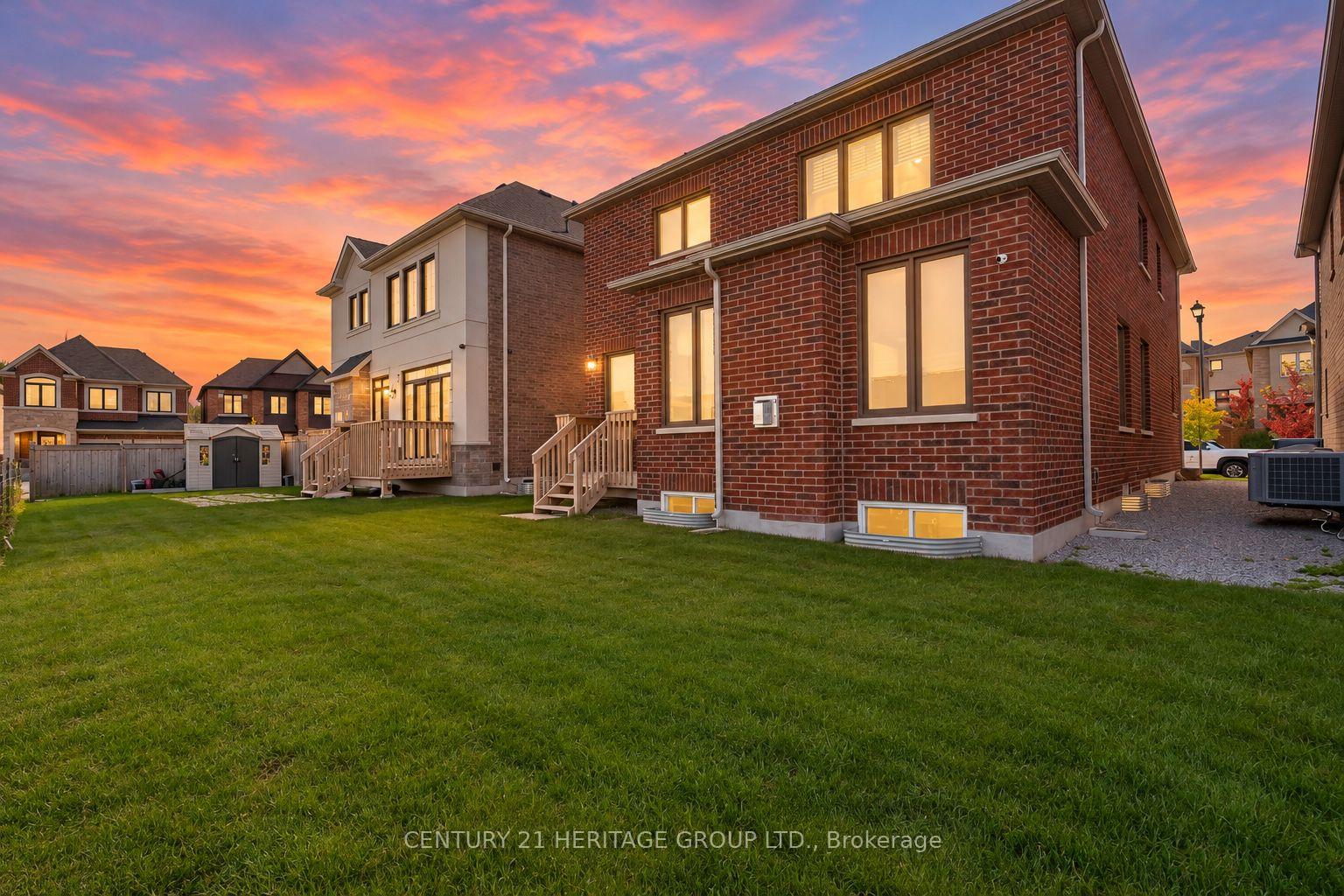 Photo 47 of 147 Meadow Vista Crescent, East Gwillimbury, Holland Landing — HOMEH
