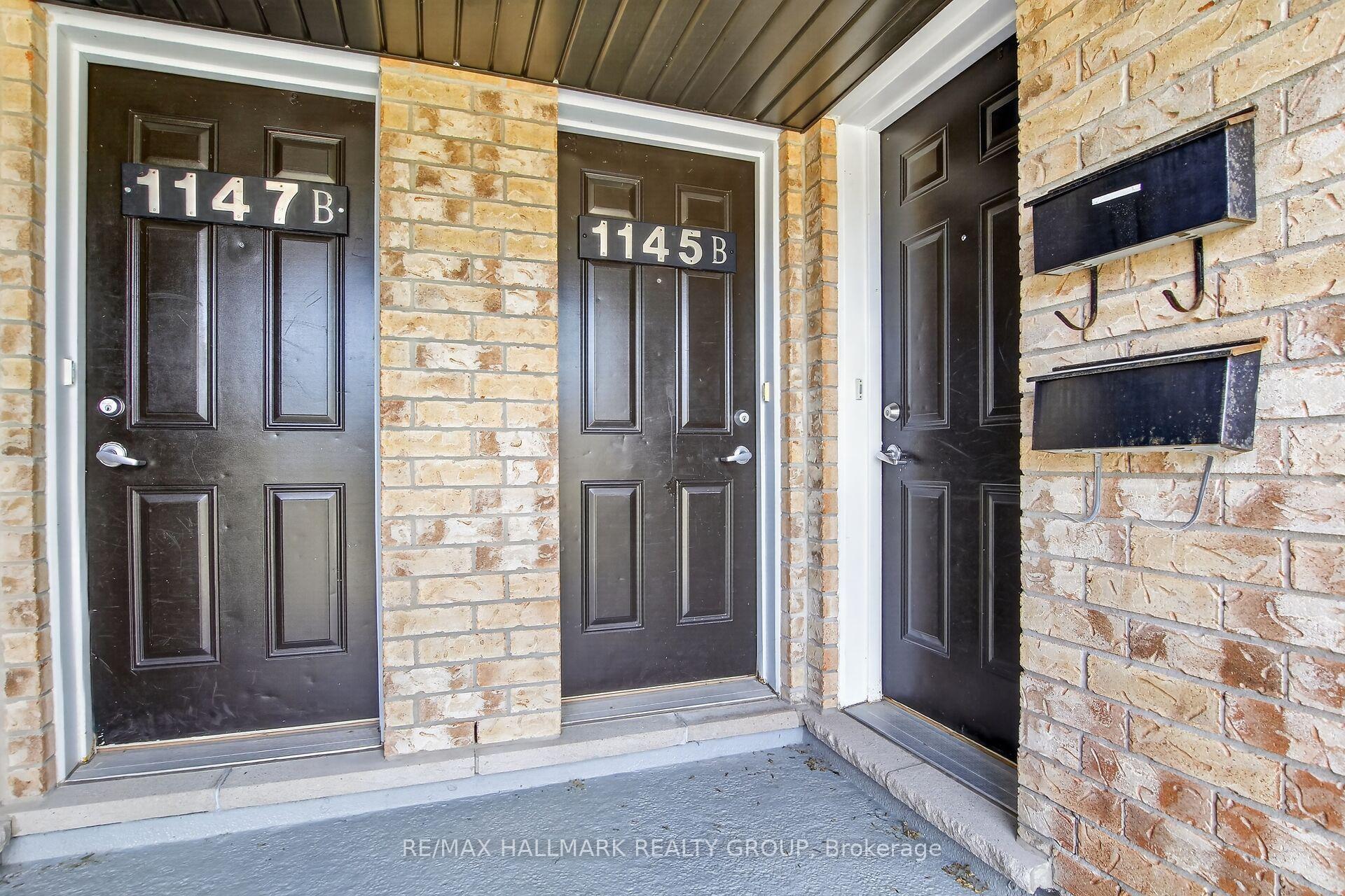 Photo 2 of Unit B, 1145 Longfields Drive, Ottawa, Barrhaven - Strandherd — HOMEH
