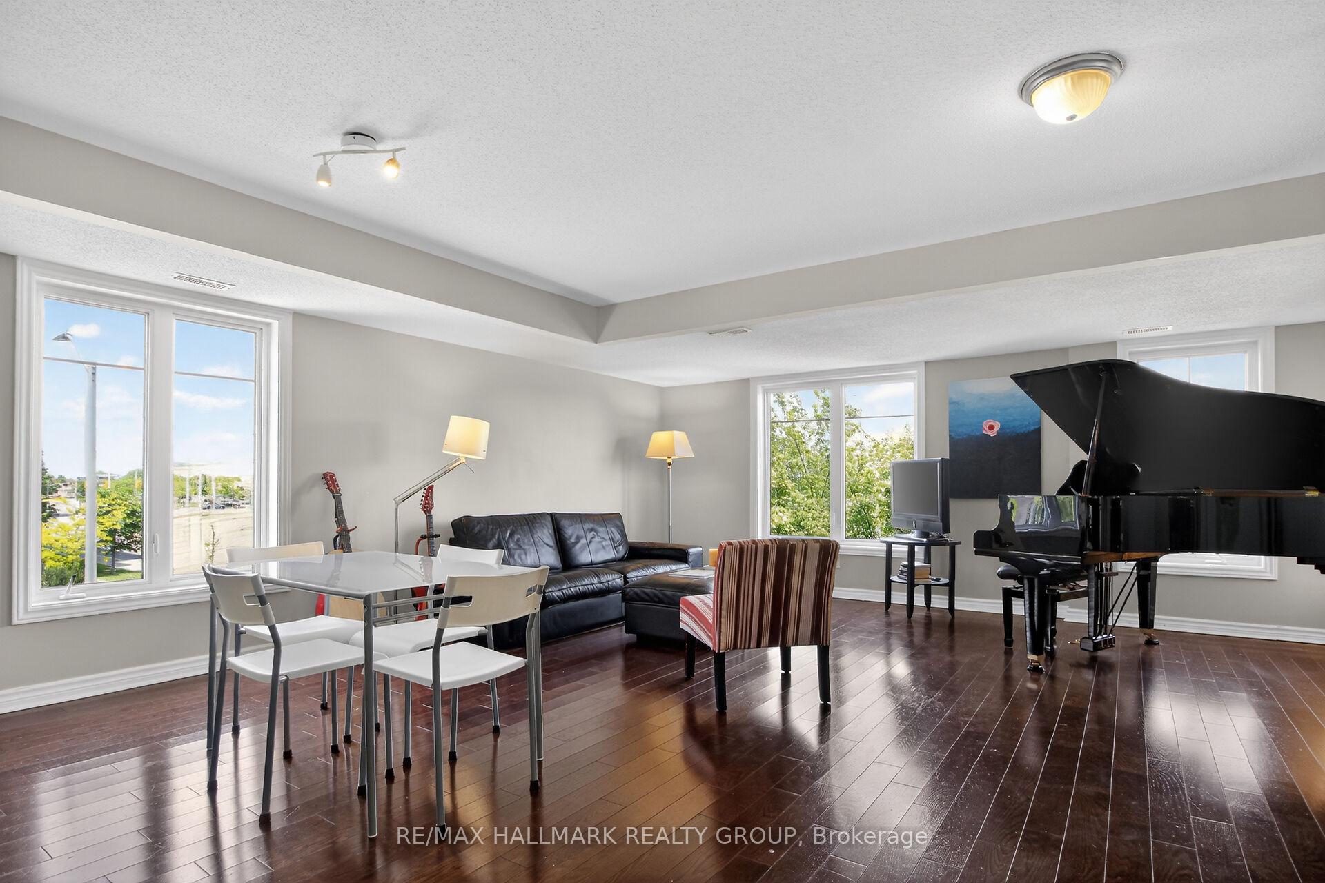 Photo 11 of Unit B, 1145 Longfields Drive, Ottawa, Barrhaven - Strandherd — HOMEH