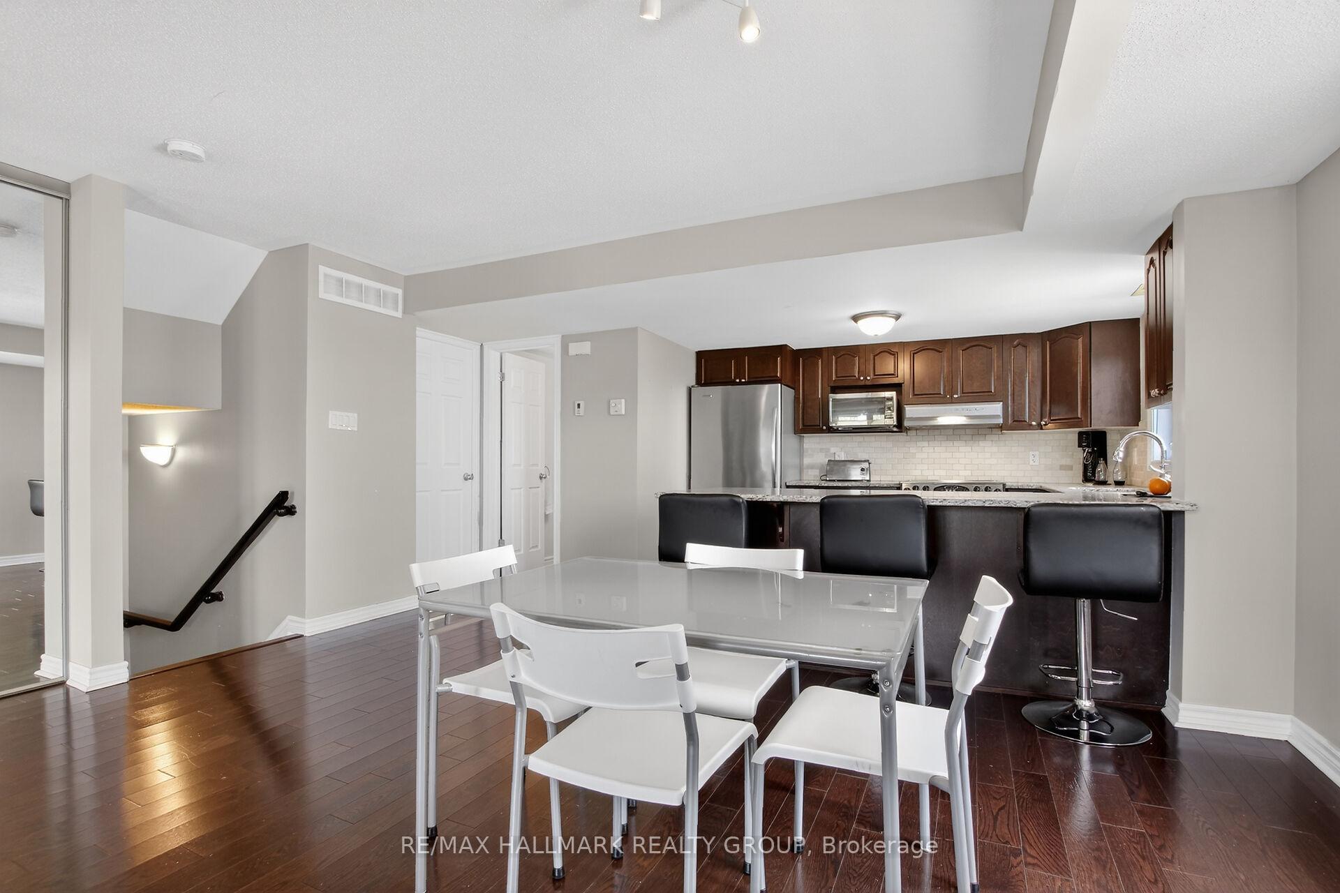 Photo 15 of Unit B, 1145 Longfields Drive, Ottawa, Barrhaven - Strandherd — HOMEH