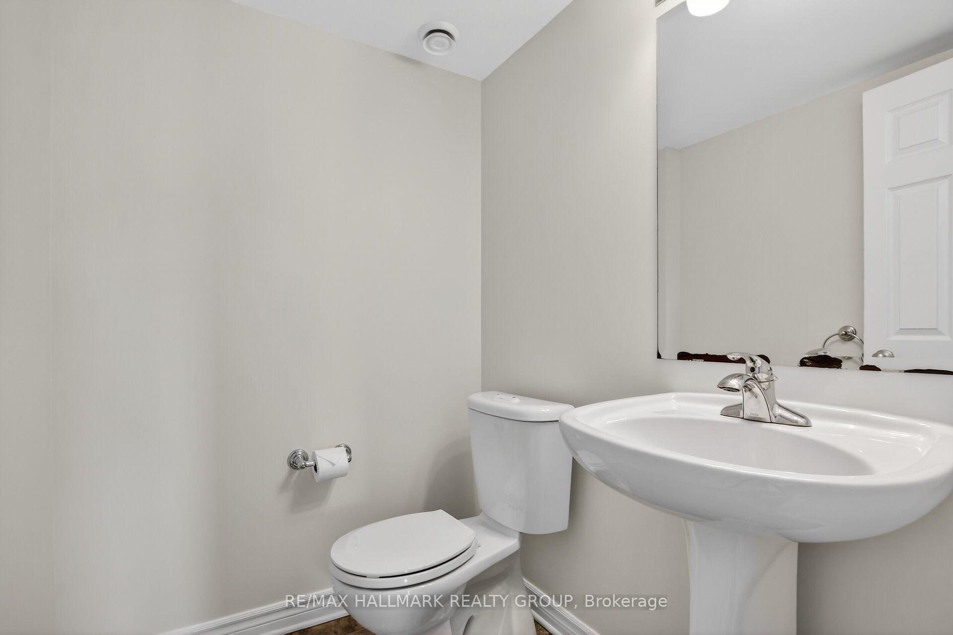 Photo 19 of Unit B, 1145 Longfields Drive, Ottawa, Barrhaven - Strandherd — HOMEH