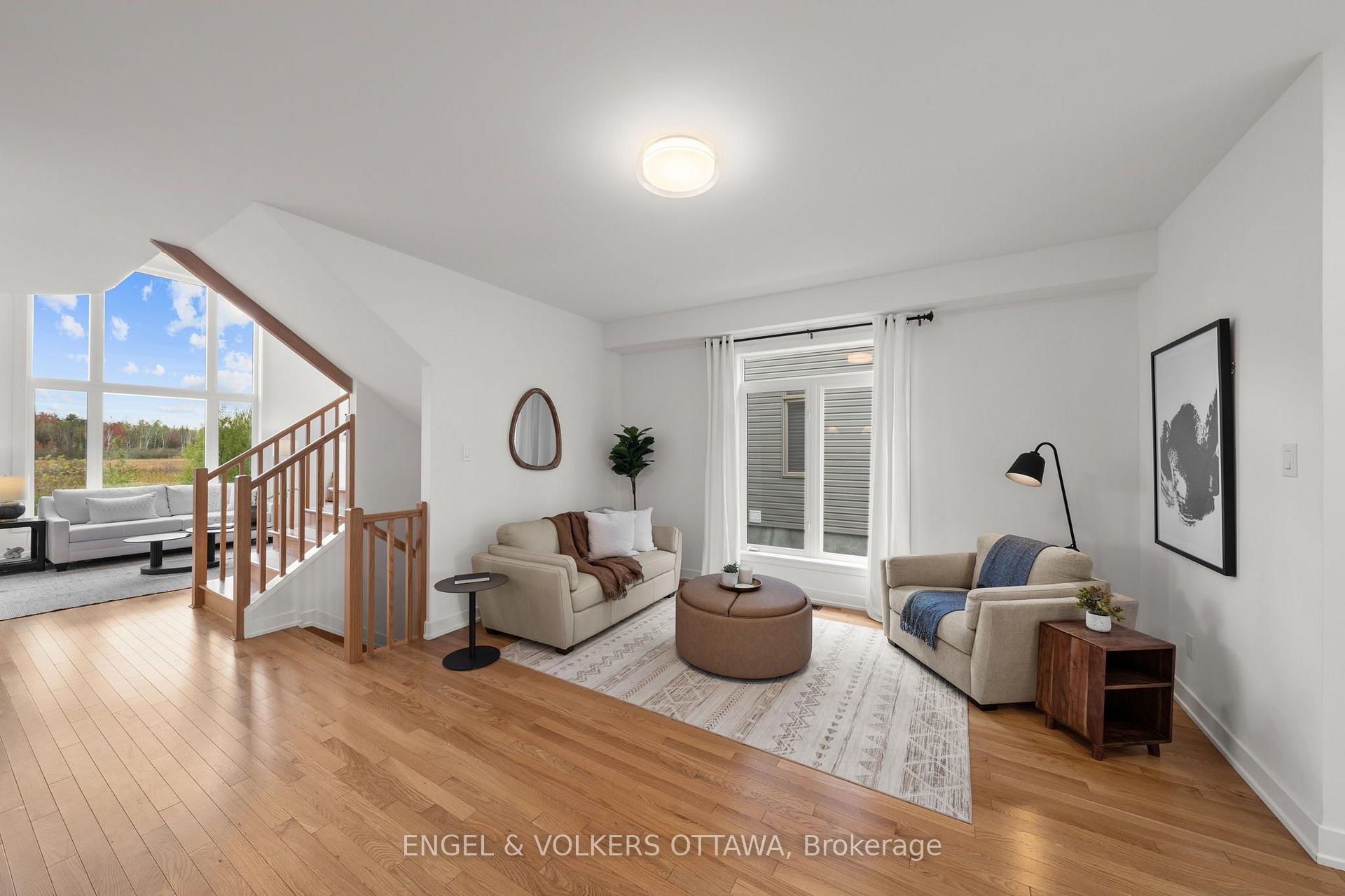 Photo 5 of 154 Winterhaven Drive, Ottawa, Mer Bleue/Bradley Estates/Anderson Park — HOMEH
