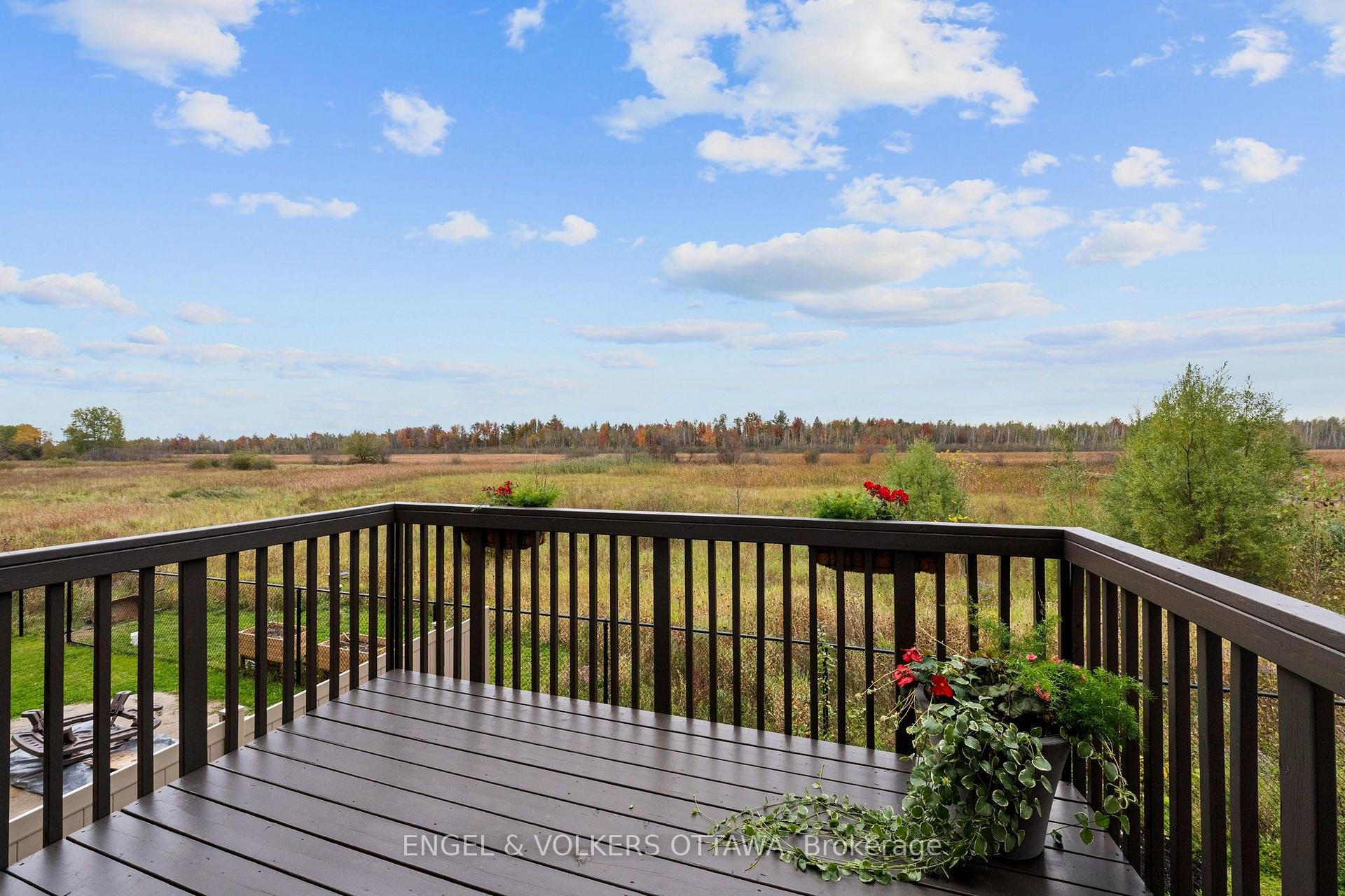 Photo 17 of 154 Winterhaven Drive, Ottawa, Mer Bleue/Bradley Estates/Anderson Park — HOMEH