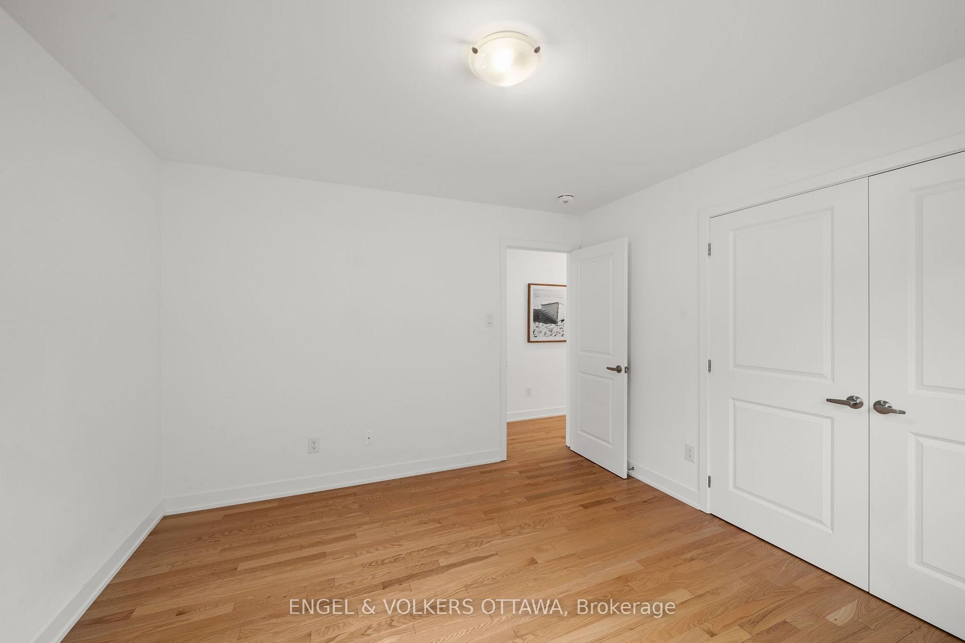 Photo 34 of 154 Winterhaven Drive, Ottawa, Mer Bleue/Bradley Estates/Anderson Park — HOMEH