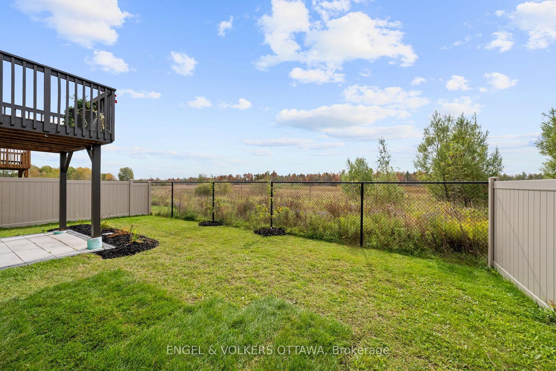 Photo 41 of 154 Winterhaven Drive, Ottawa, Mer Bleue/Bradley Estates/Anderson Park — HOMEH