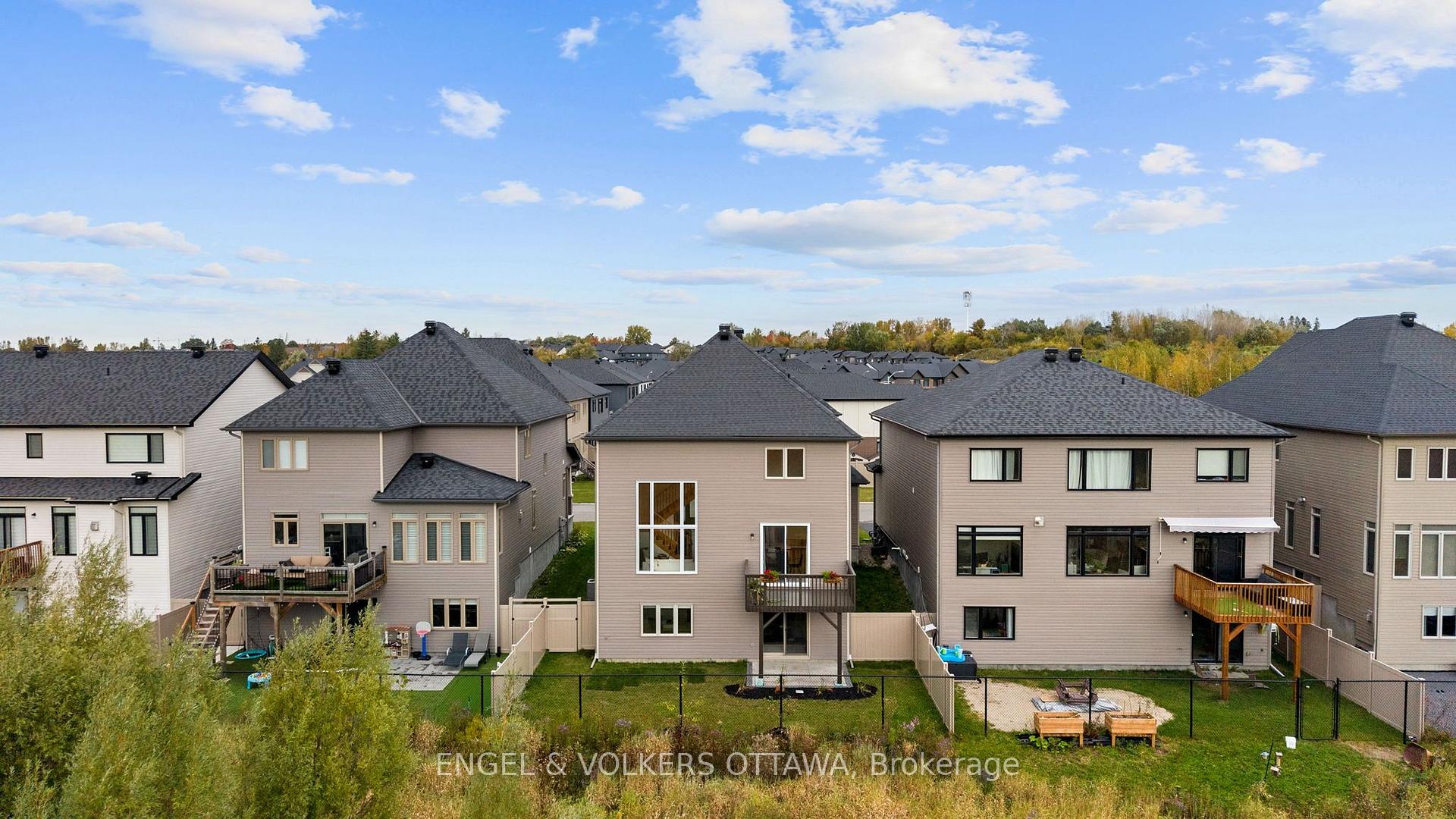 Photo 44 of 154 Winterhaven Drive, Ottawa, Mer Bleue/Bradley Estates/Anderson Park — HOMEH