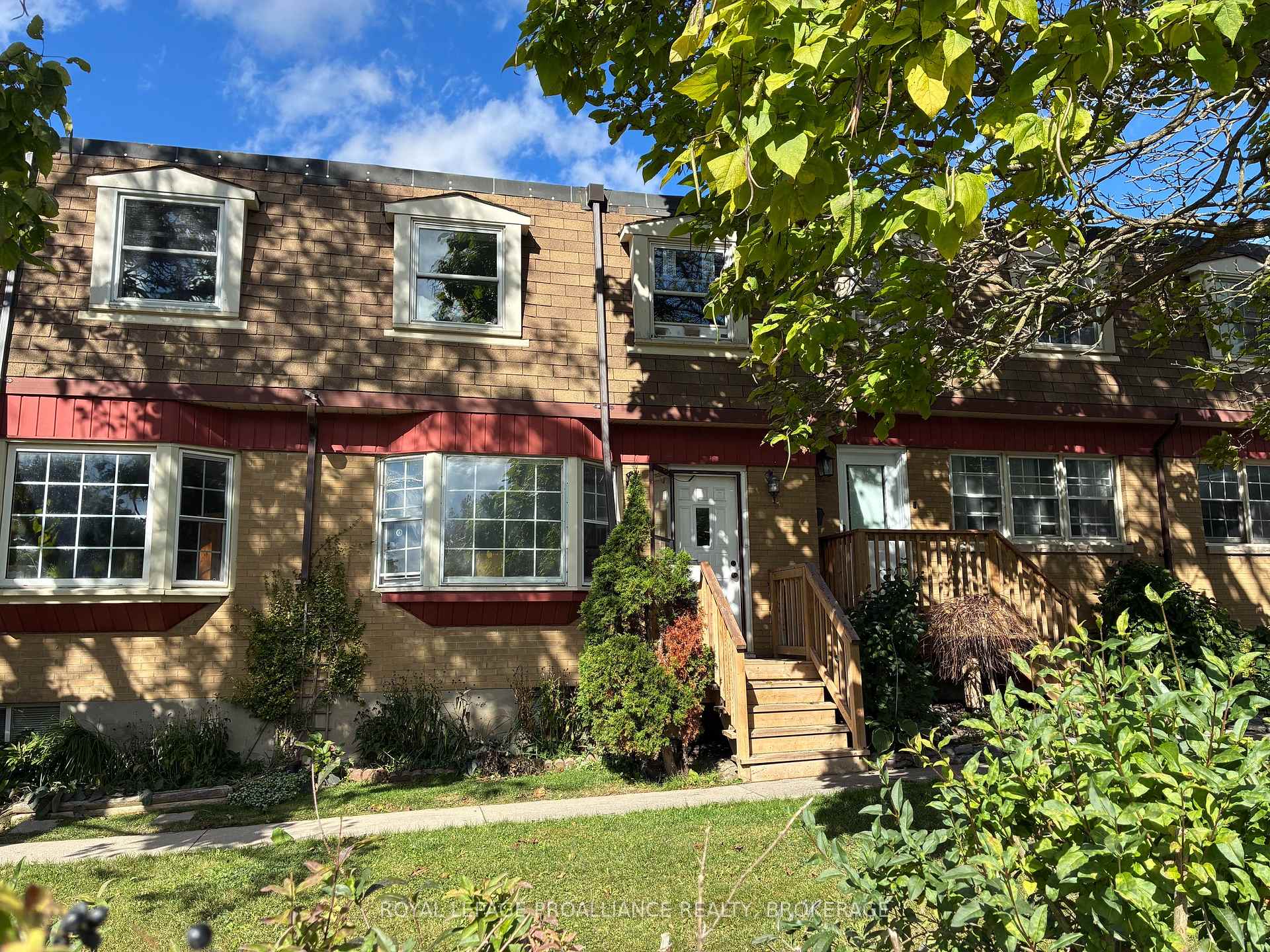 Photo of Unit 9, 116 Notch Hill Road