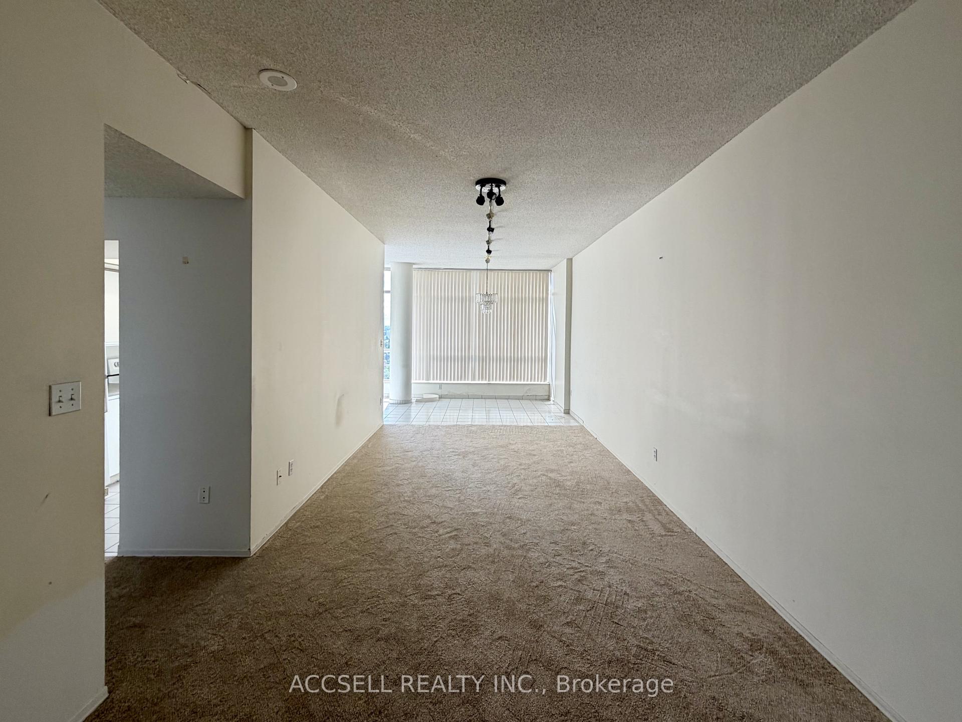 Photo 4 of Unit 1714, 1 Rowntree Road, Etobicoke, Mount Olive-Silverstone-Jamestown — HOMEH
