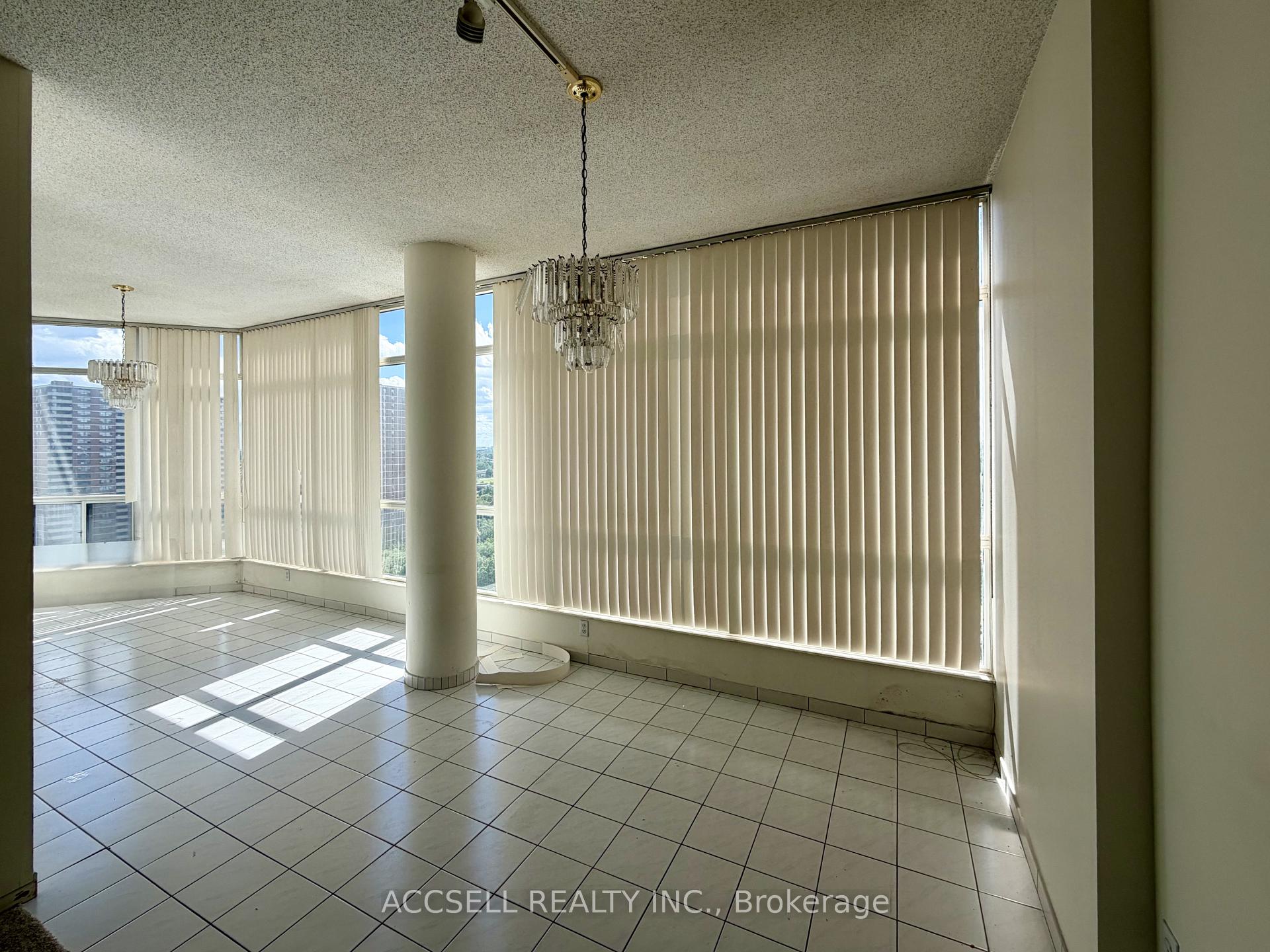 Photo 6 of Unit 1714, 1 Rowntree Road, Etobicoke, Mount Olive-Silverstone-Jamestown — HOMEH