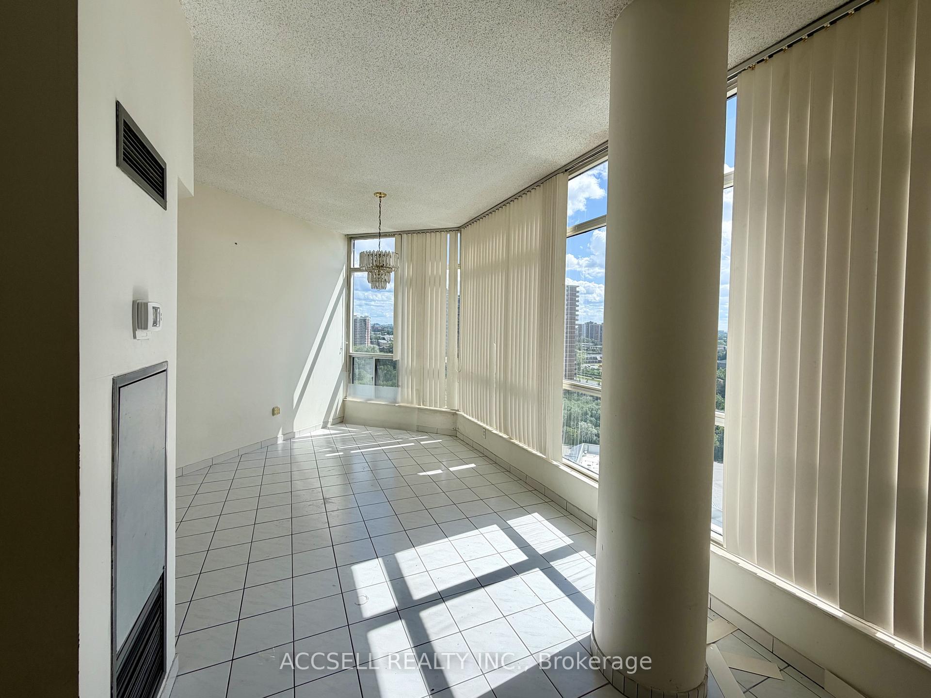 Photo 7 of Unit 1714, 1 Rowntree Road, Etobicoke, Mount Olive-Silverstone-Jamestown — HOMEH