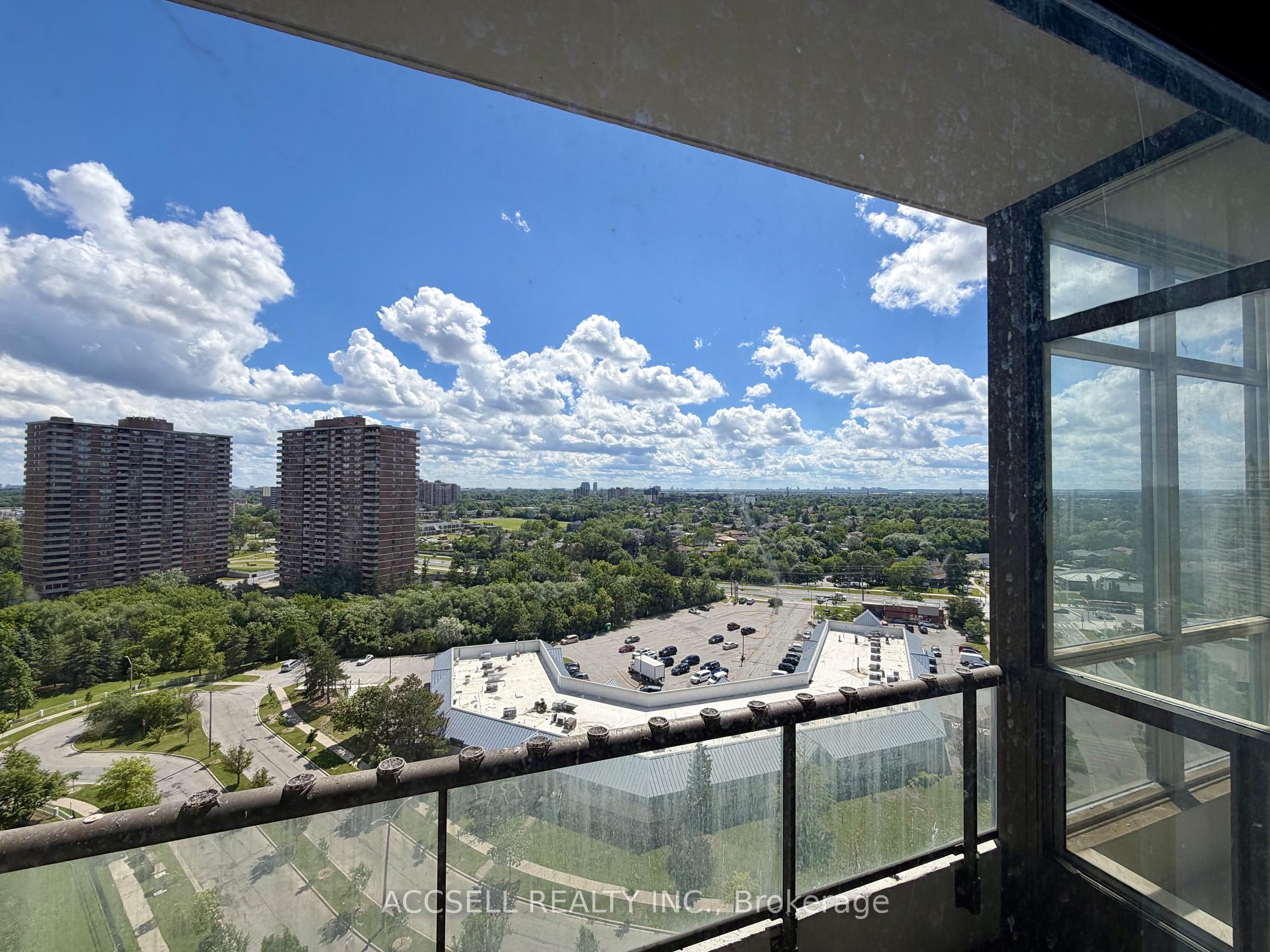 Photo 17 of Unit 1714, 1 Rowntree Road, Etobicoke, Mount Olive-Silverstone-Jamestown — HOMEH