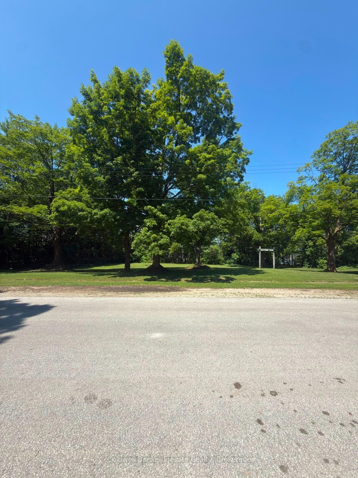 Photo 3 of 1625 5th Avenue E, Owen Sound — HOMEH