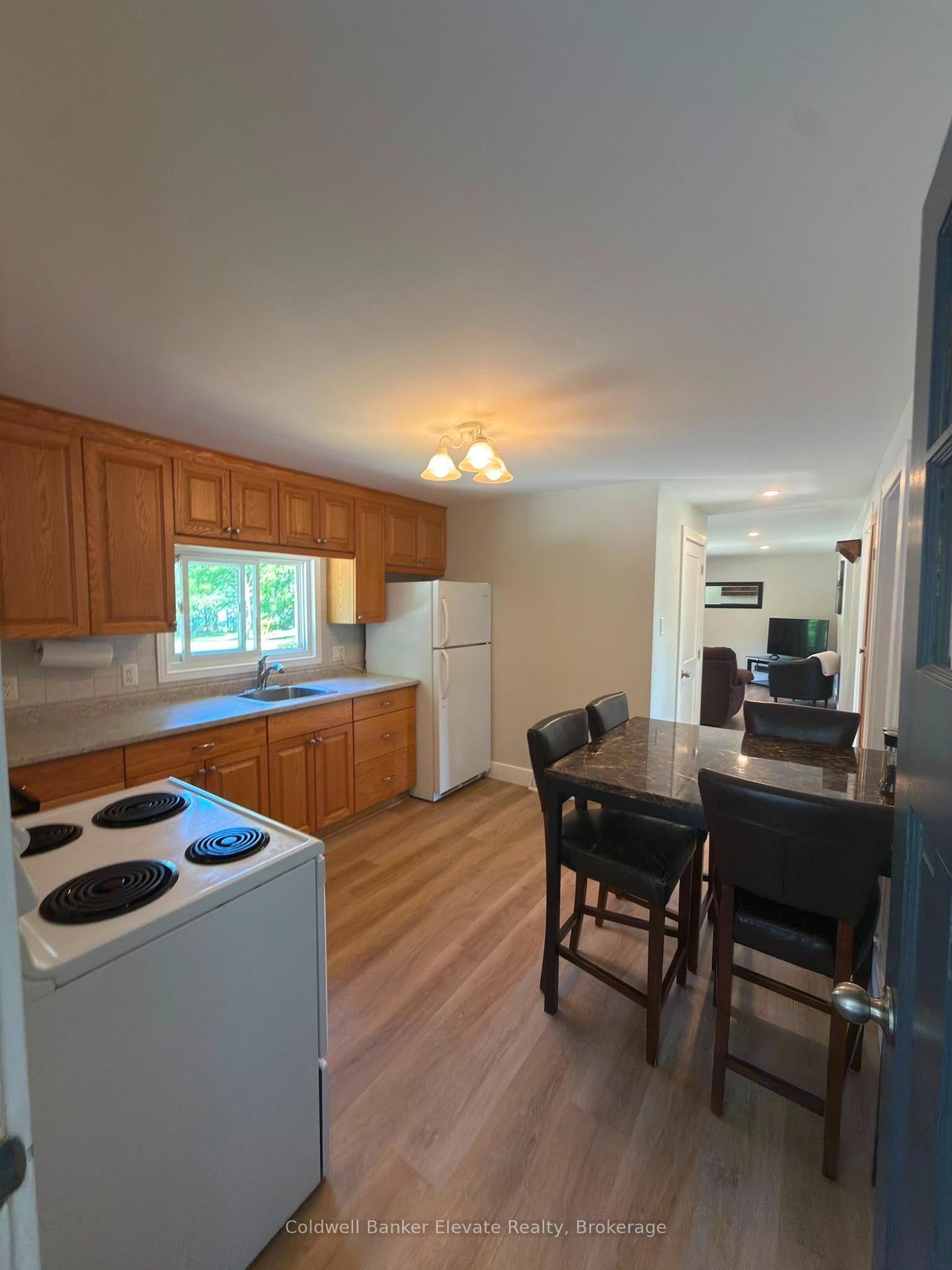 Photo 4 of 1625 5th Avenue E, Owen Sound — HOMEH