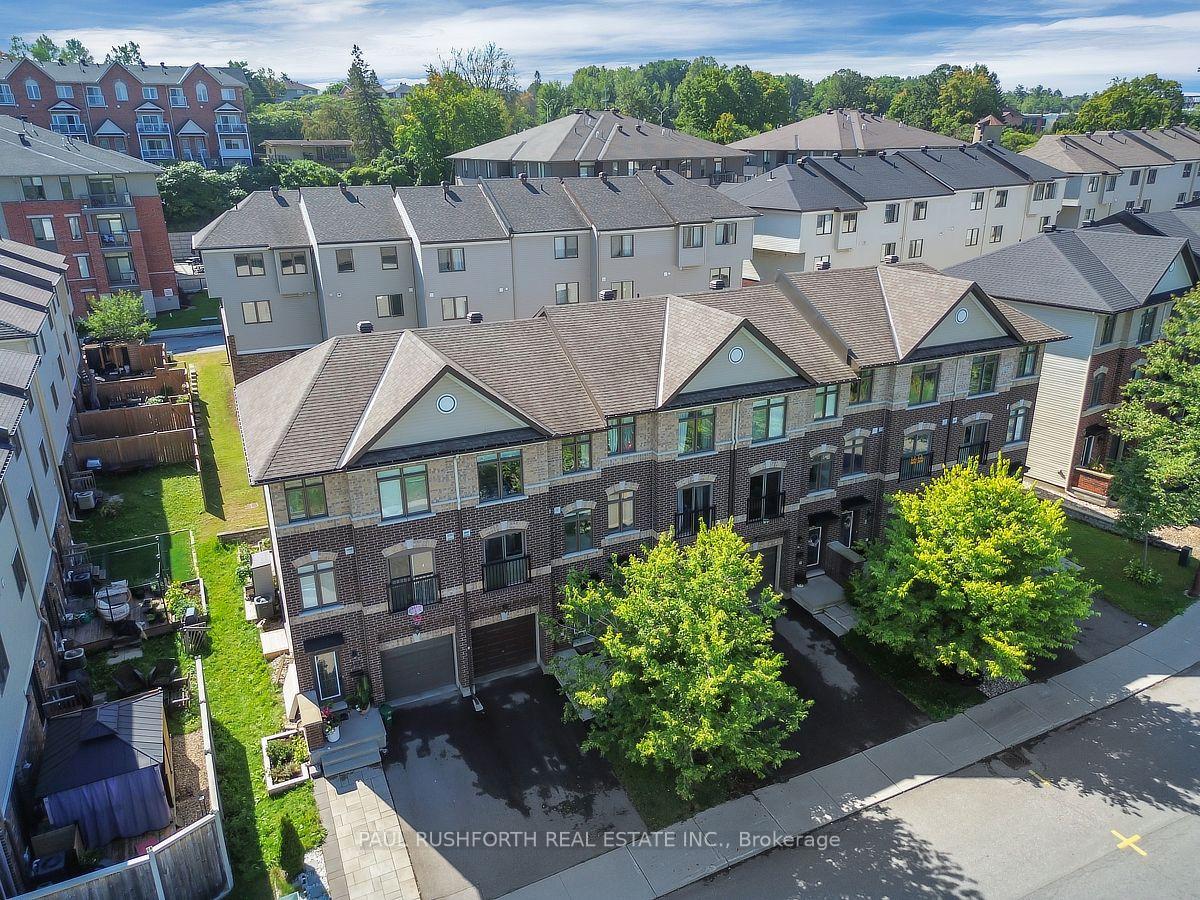 Photo 2 of 243 Eric Czapnik Way, Ottawa, Bilberry Creek/Queenswood Heights — HOMEH
