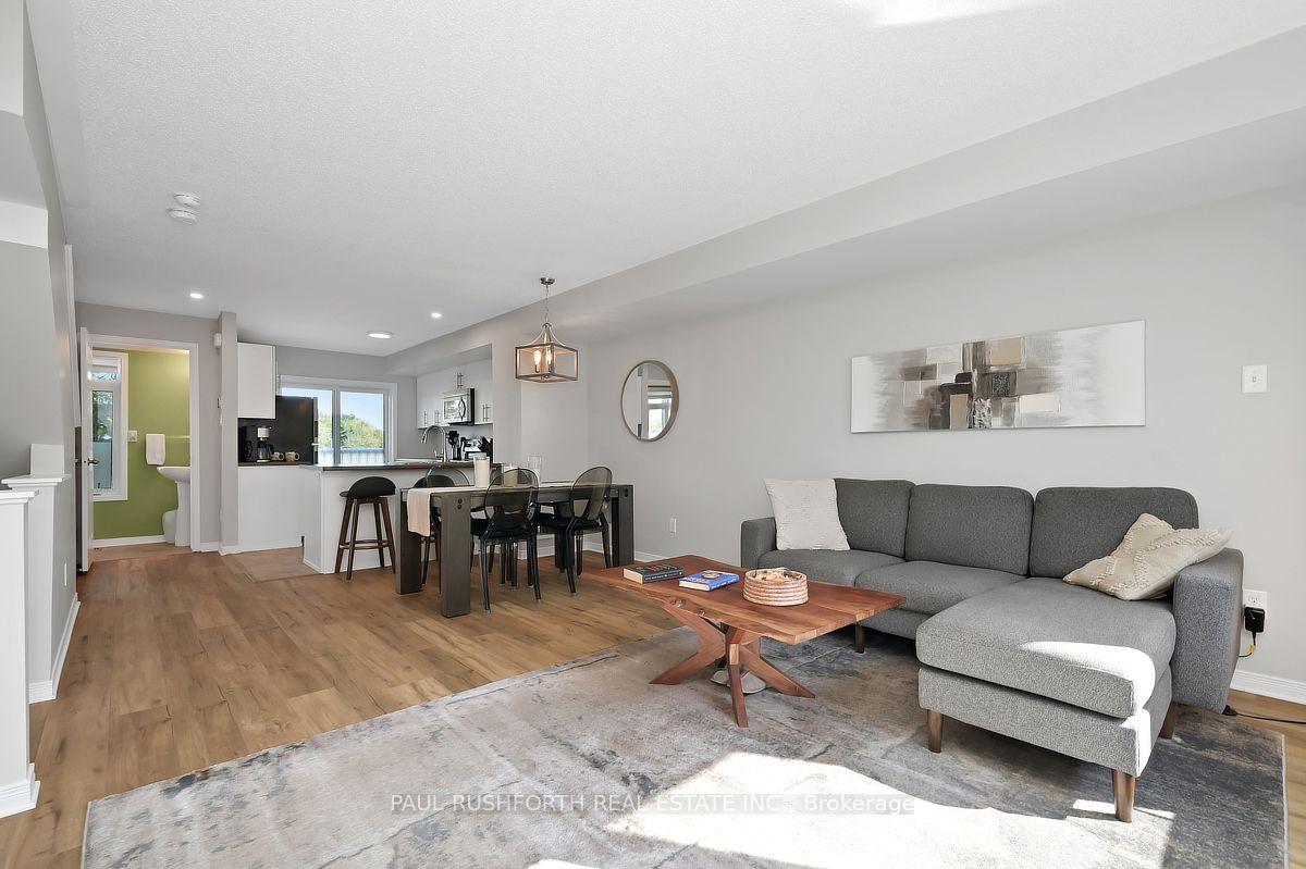 Photo 6 of 243 Eric Czapnik Way, Ottawa, Bilberry Creek/Queenswood Heights — HOMEH