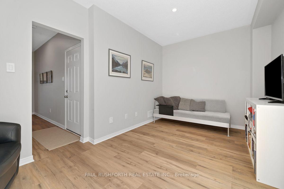 Photo 23 of 243 Eric Czapnik Way, Ottawa, Bilberry Creek/Queenswood Heights — HOMEH