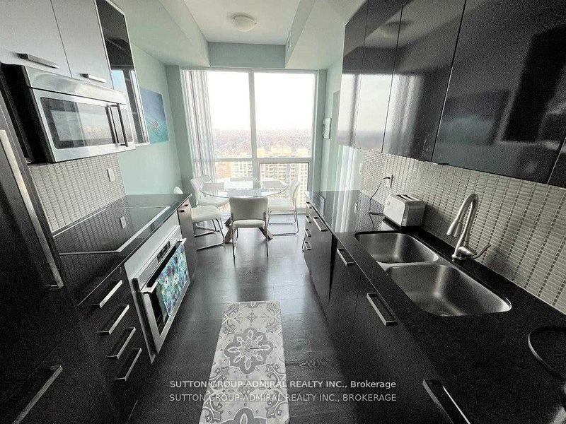 Photo 4 of 5168 Yonge Street, North York, Willowdale West — HOMEH