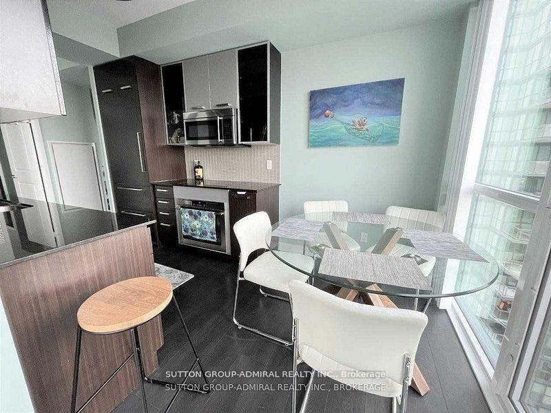 Photo 7 of 5168 Yonge Street, North York, Willowdale West — HOMEH