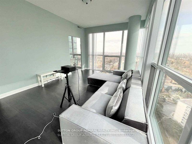 Photo 13 of 5168 Yonge Street, North York, Willowdale West — HOMEH