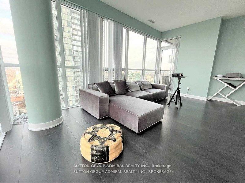 Photo 14 of 5168 Yonge Street, North York, Willowdale West — HOMEH