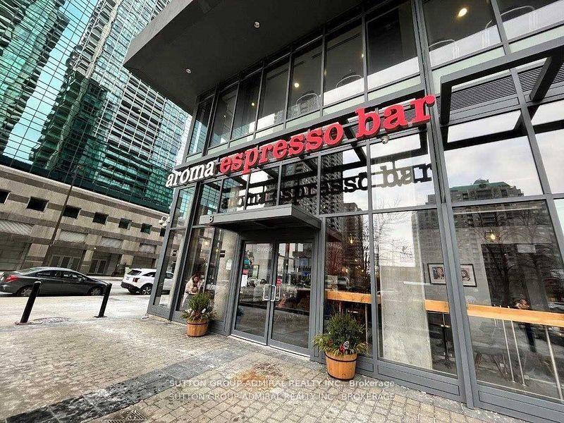 Photo 19 of 5168 Yonge Street, North York, Willowdale West — HOMEH