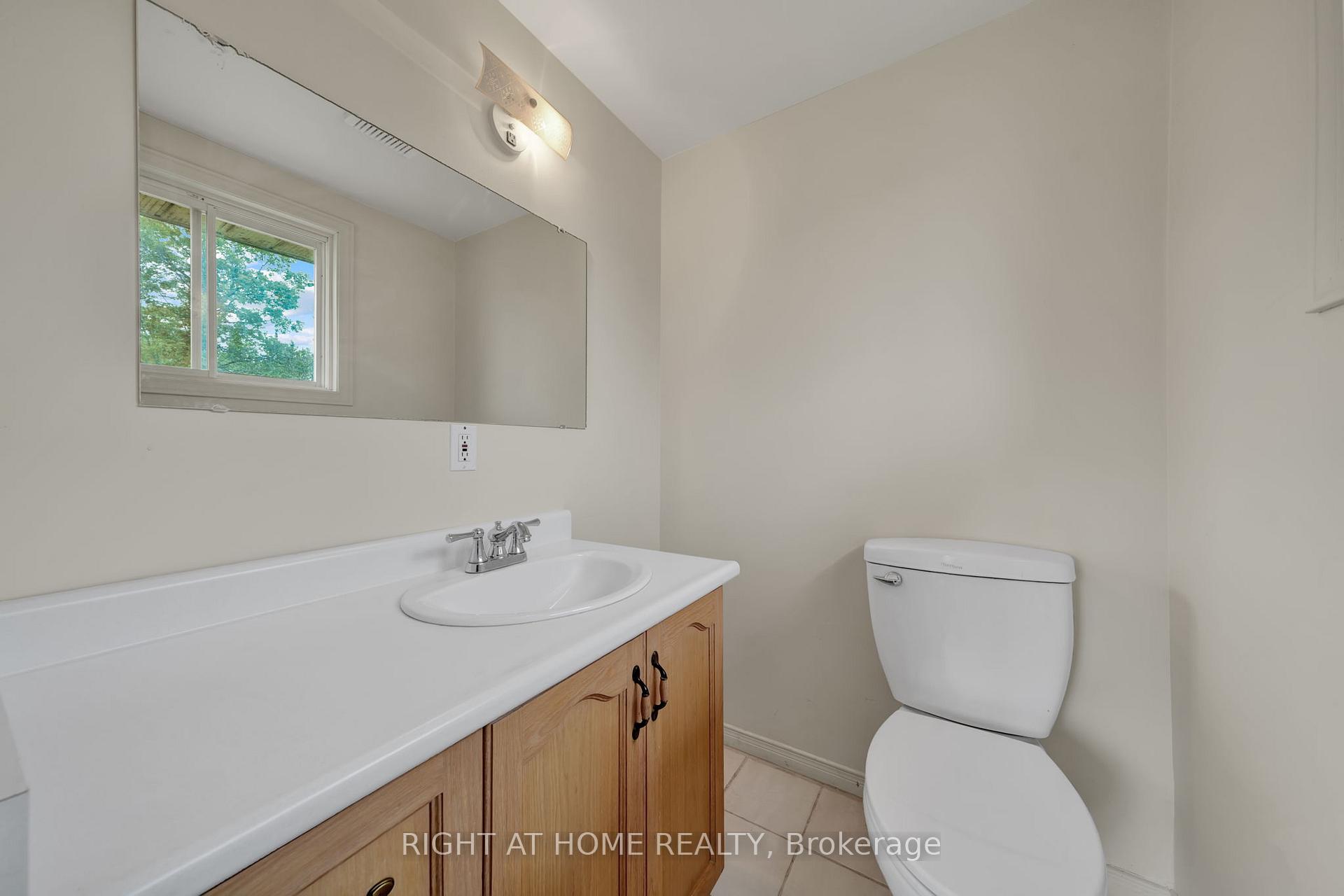 Photo 13 of 138 45th Street N, Wasaga Beach — HOMEH