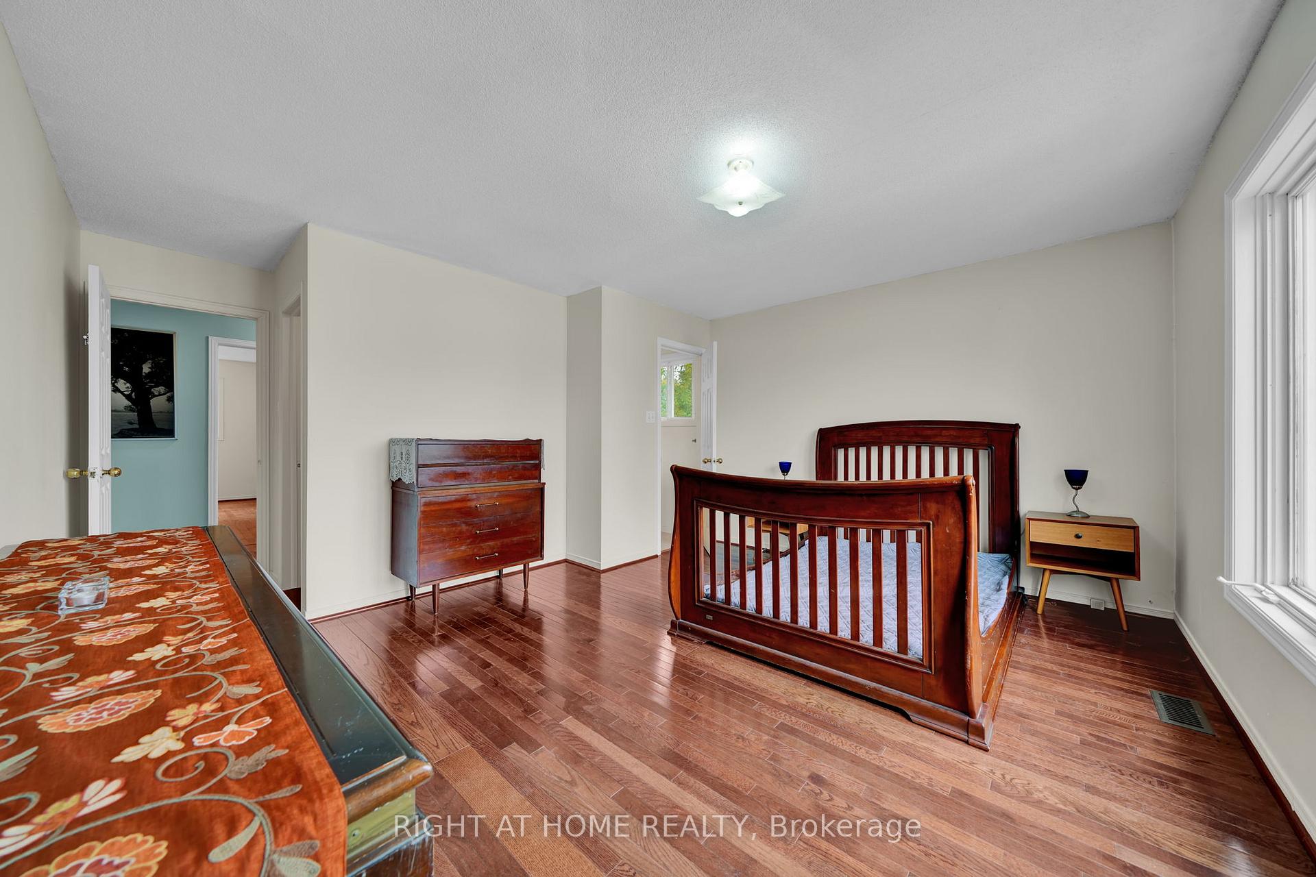 Photo 14 of 138 45th Street N, Wasaga Beach — HOMEH
