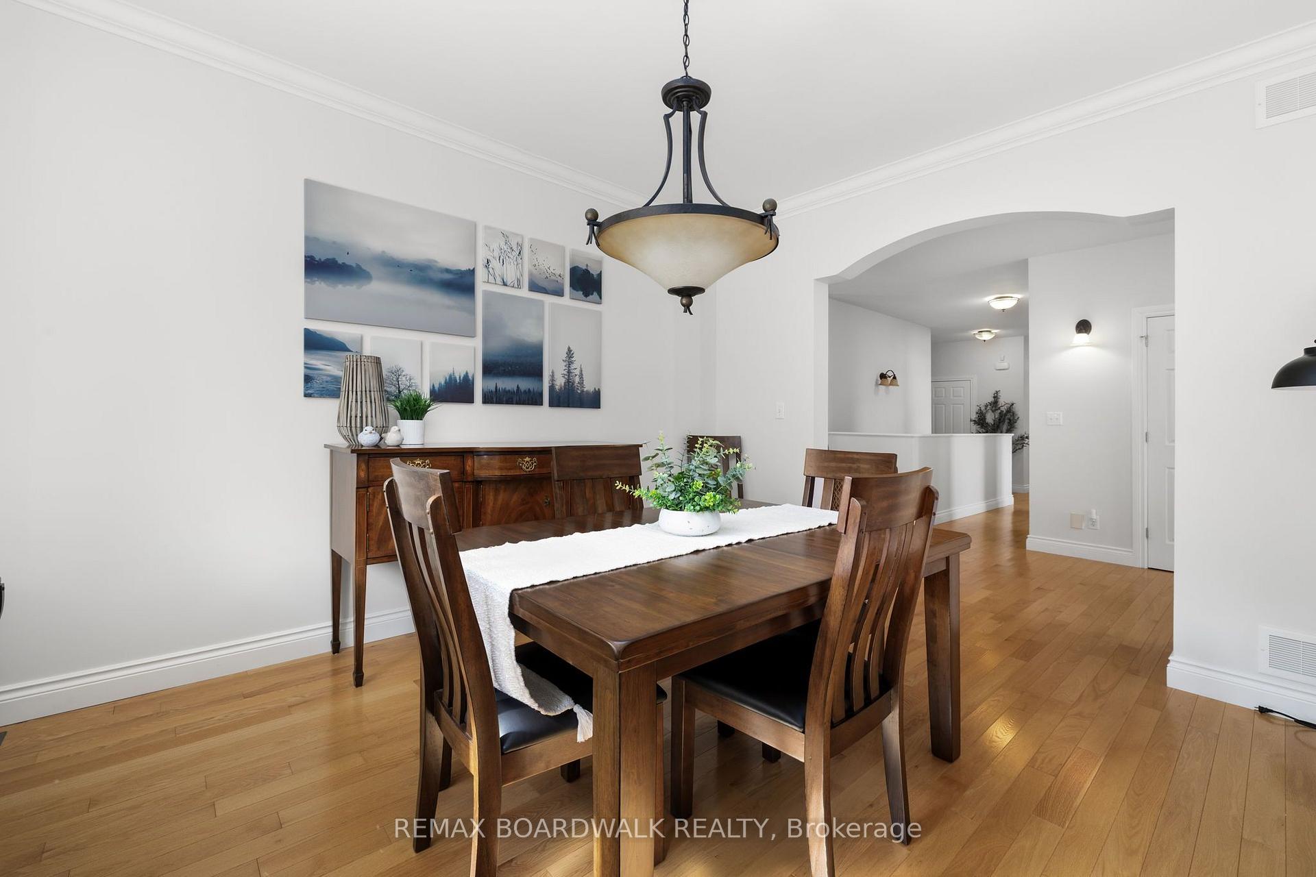 Photo 10 of 136 Macpherson Way, Drummond/North Elmsley, Drummond N Elmsley (Drummond) Twp — HOMEH