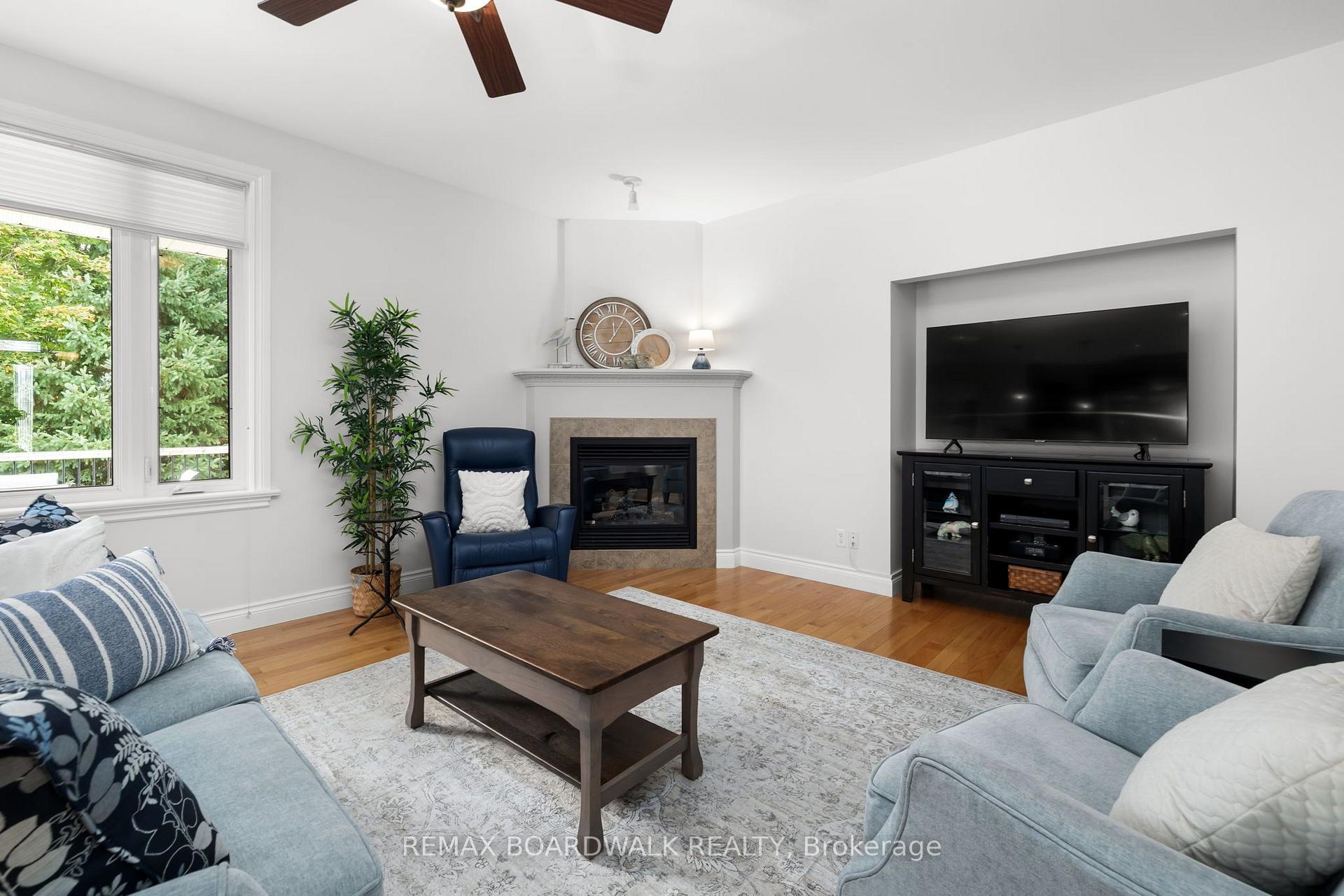 Photo 13 of 136 Macpherson Way, Drummond/North Elmsley, Drummond N Elmsley (Drummond) Twp — HOMEH