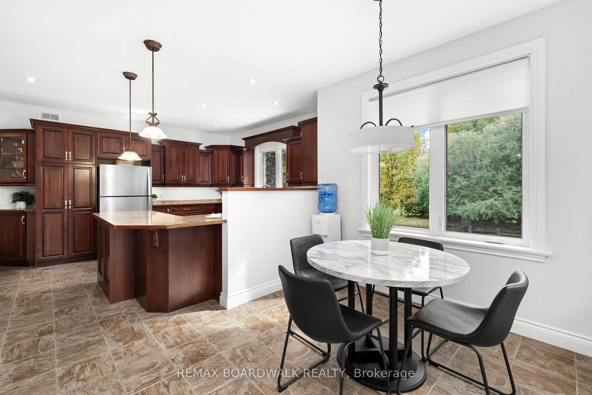 Photo 19 of 136 Macpherson Way, Drummond/North Elmsley, Drummond N Elmsley (Drummond) Twp — HOMEH