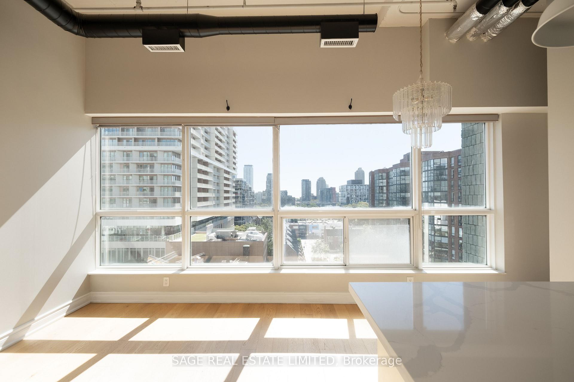 Photo 5 of Unit 719, 700 King Street W, Toronto, Niagara — HOMEH