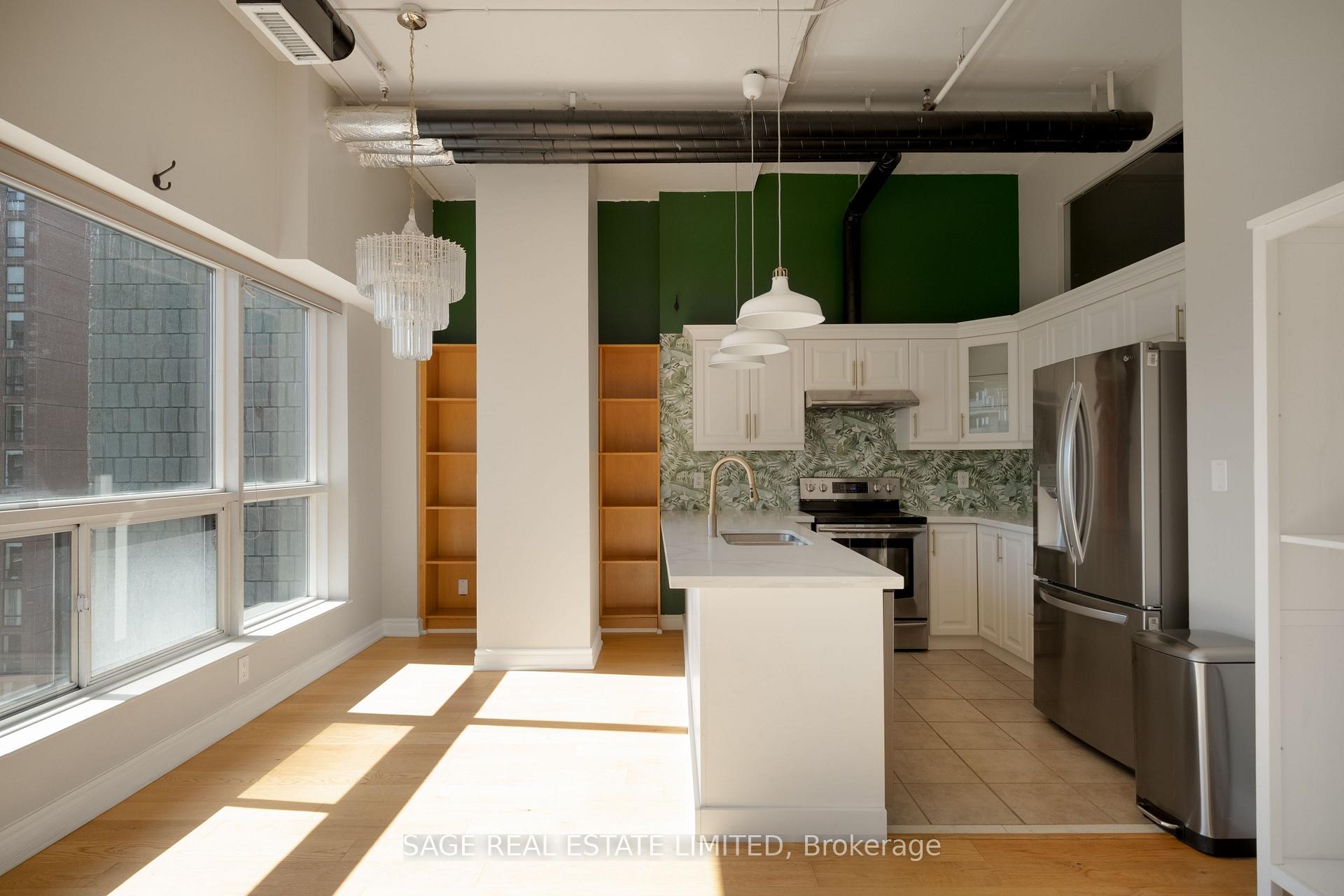 Photo 7 of Unit 719, 700 King Street W, Toronto, Niagara — HOMEH