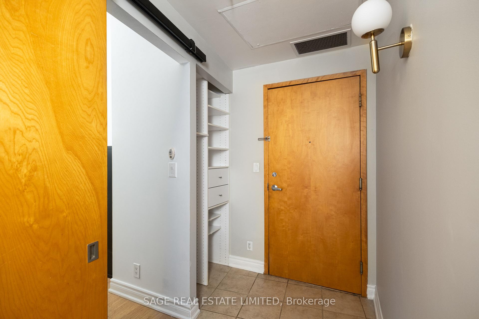 Photo 30 of Unit 719, 700 King Street W, Toronto, Niagara — HOMEH