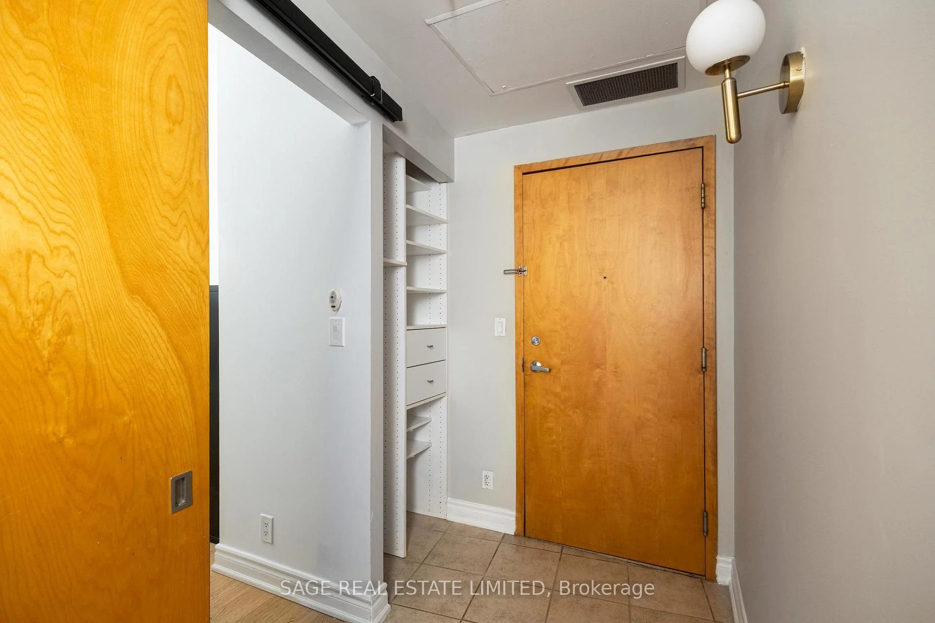 Photo 56 of Unit 719, 700 King Street W, Toronto, Niagara — HOMEH