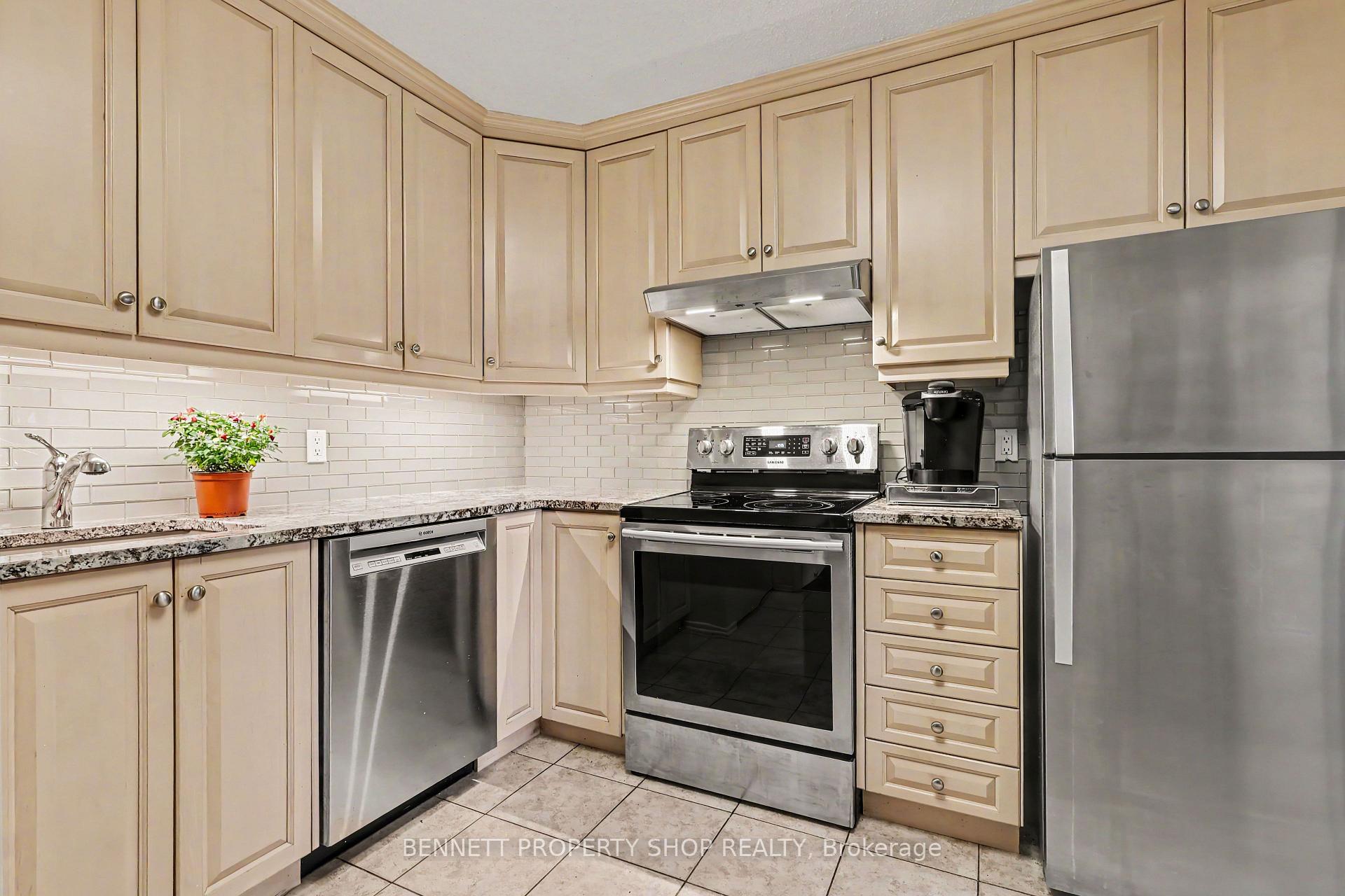 Photo 3 of Unit 204, 1285 Cahill Drive, Ottawa, South Keys — HOMEH