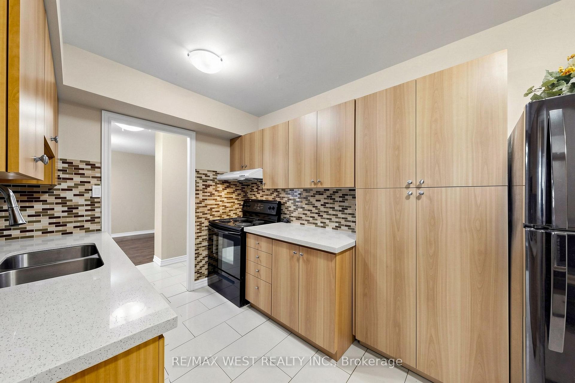 Photo 7 of Unit 102, 370 Dixon Road, Etobicoke, Kingsview Village-The Westway — HOMEH