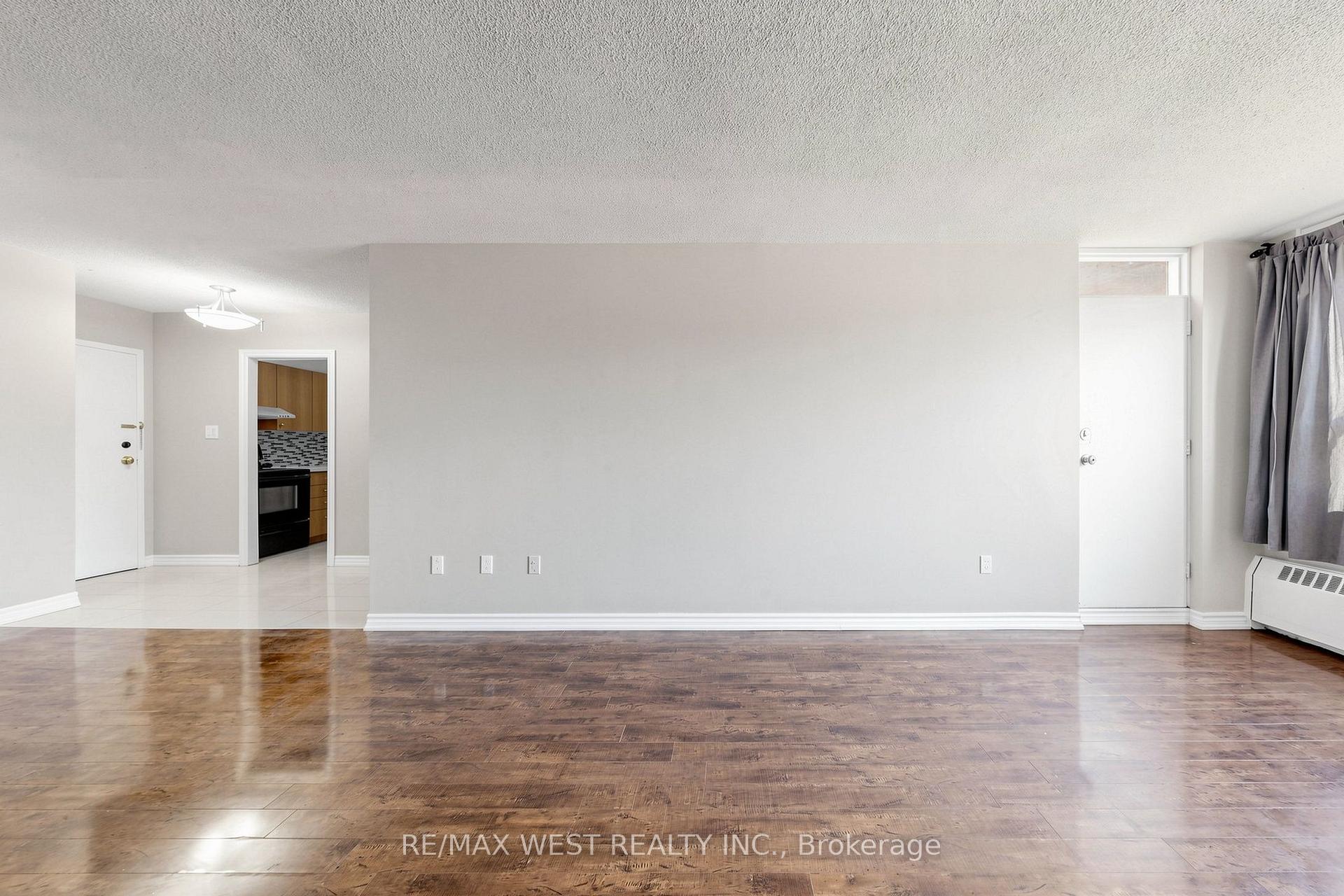 Photo 15 of Unit 102, 370 Dixon Road, Etobicoke, Kingsview Village-The Westway — HOMEH
