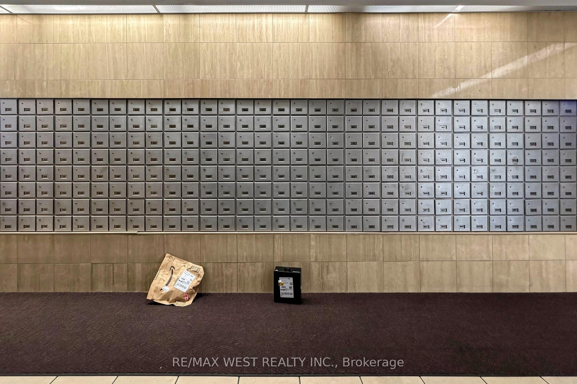 Photo 32 of Unit 102, 370 Dixon Road, Etobicoke, Kingsview Village-The Westway — HOMEH