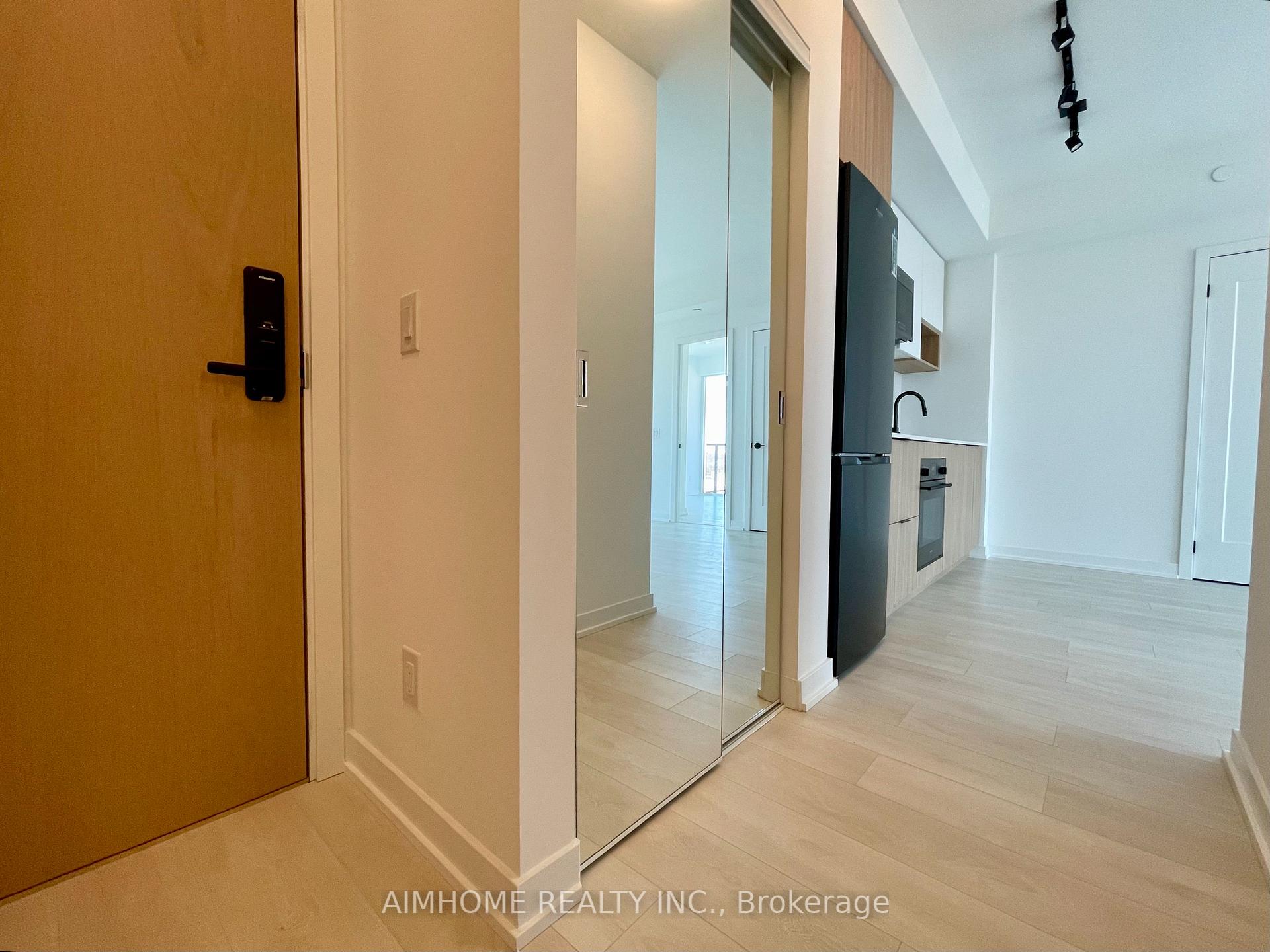 Photo 3 of Unit 1712, 5 Defries Street, Toronto, Regent Park — HOMEH