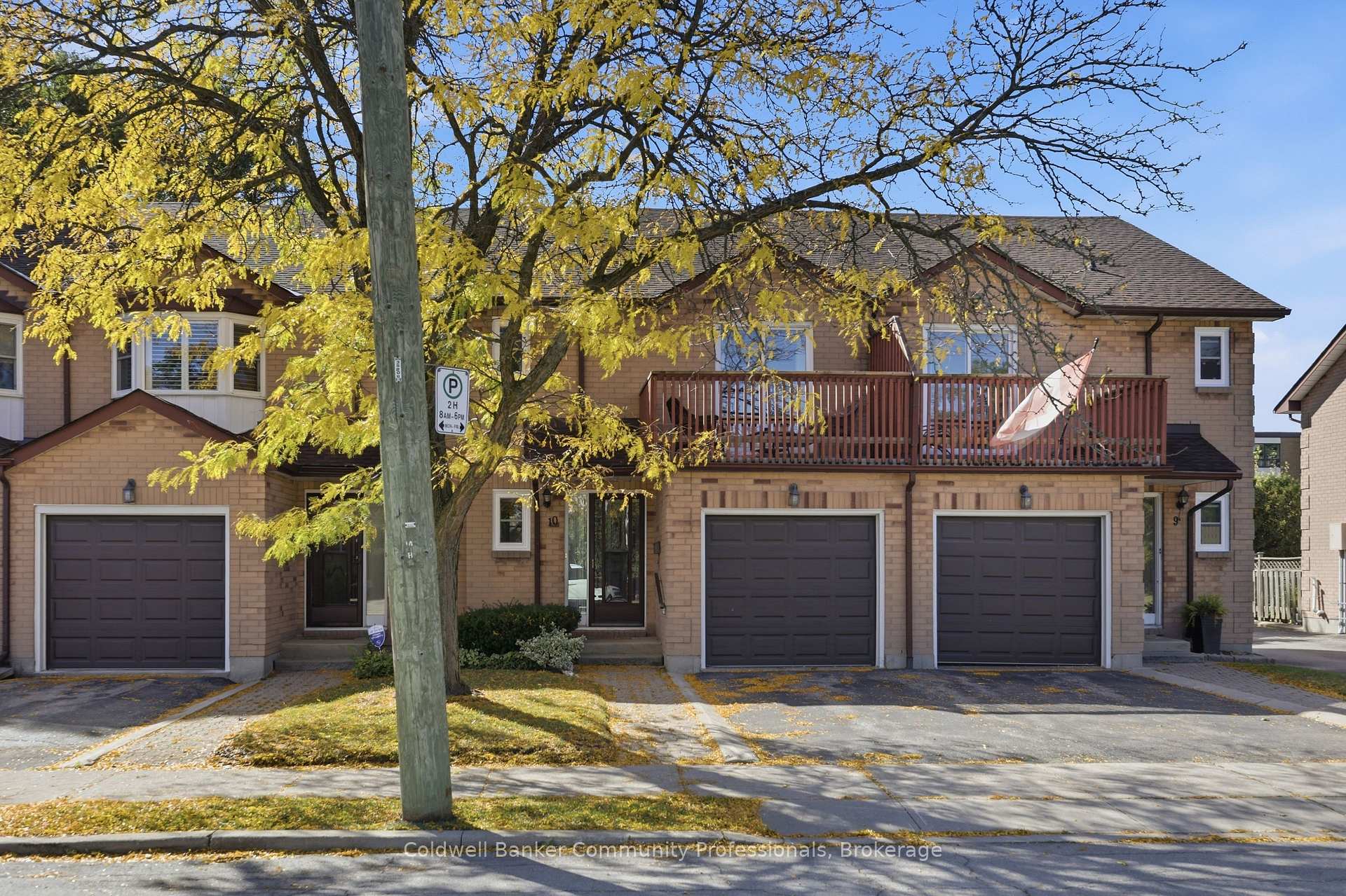 Photo of Unit 10, 14 Brucedale Avenue E