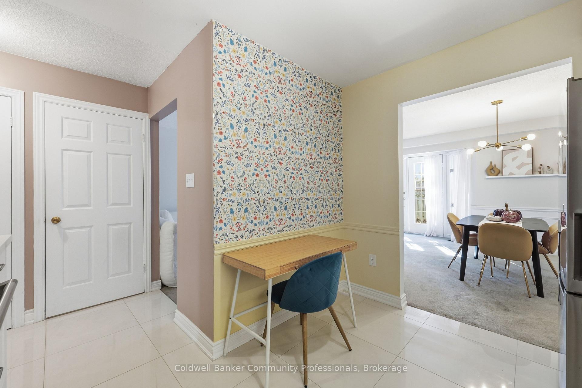 Photo 26 of Unit 10, 14 Brucedale Avenue E, Hamilton, Centremount — HOMEH
