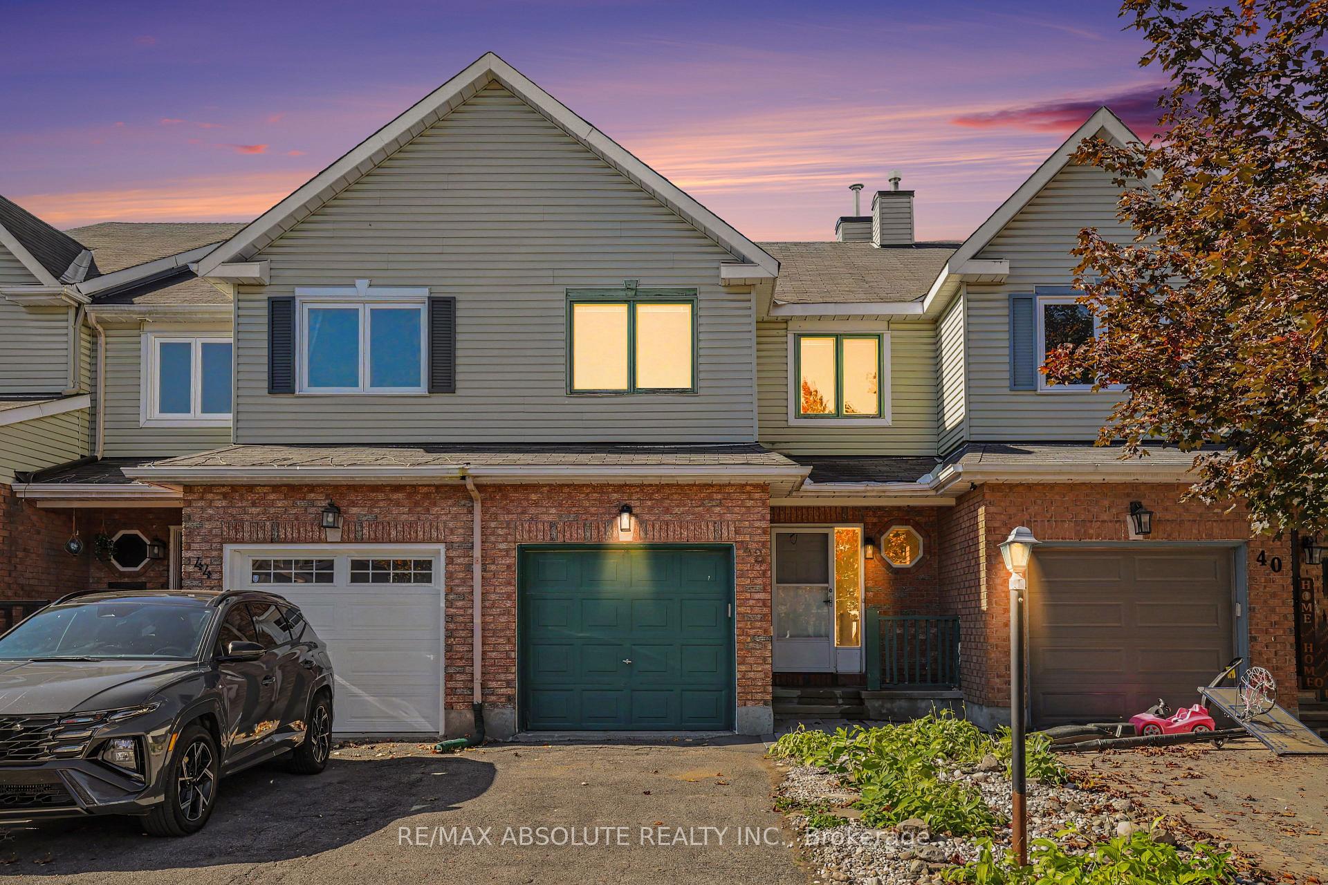 Photo of 42 Roblyn Way