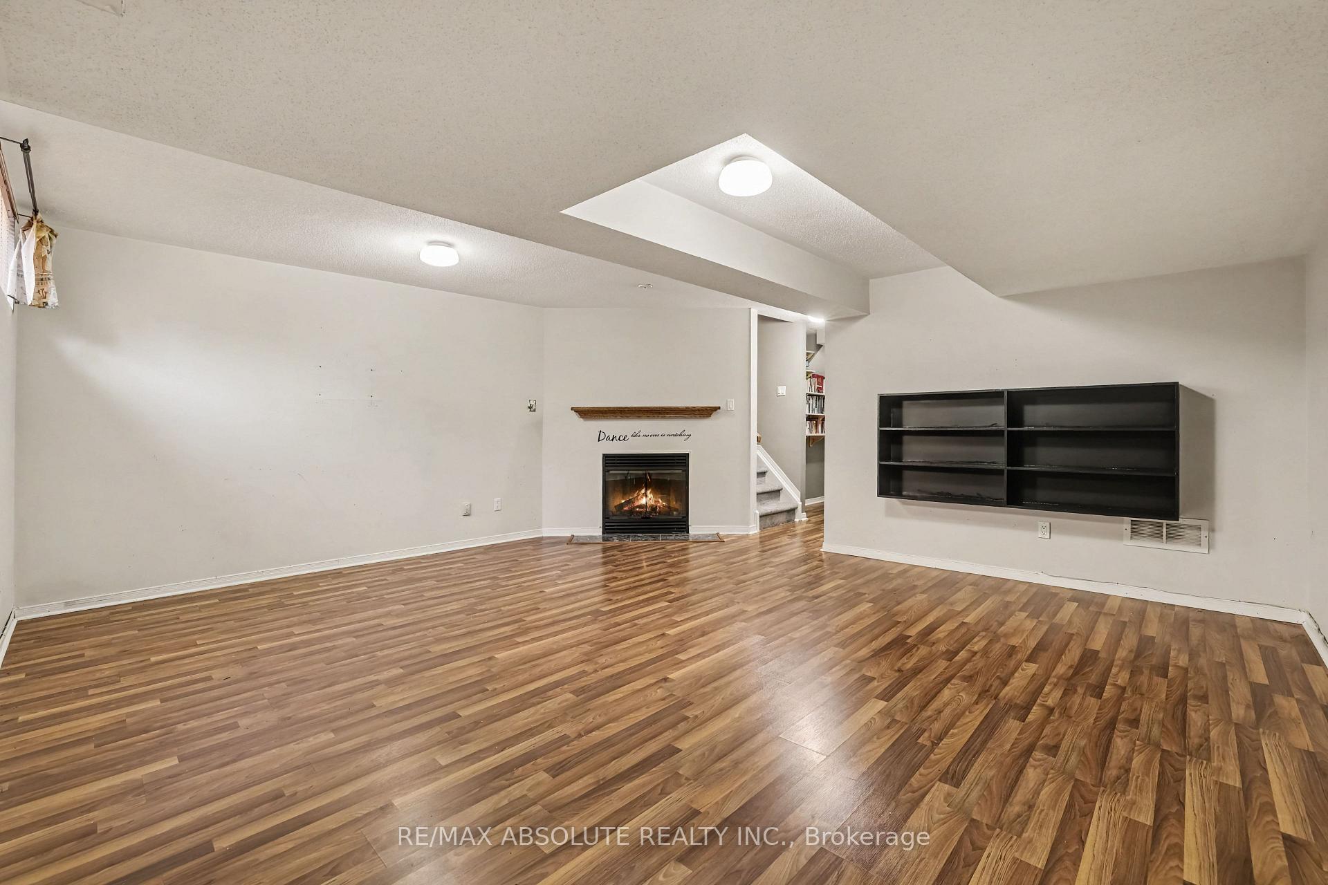 Photo 29 of 42 Roblyn Way, Ottawa, Barrhaven East — HOMEH