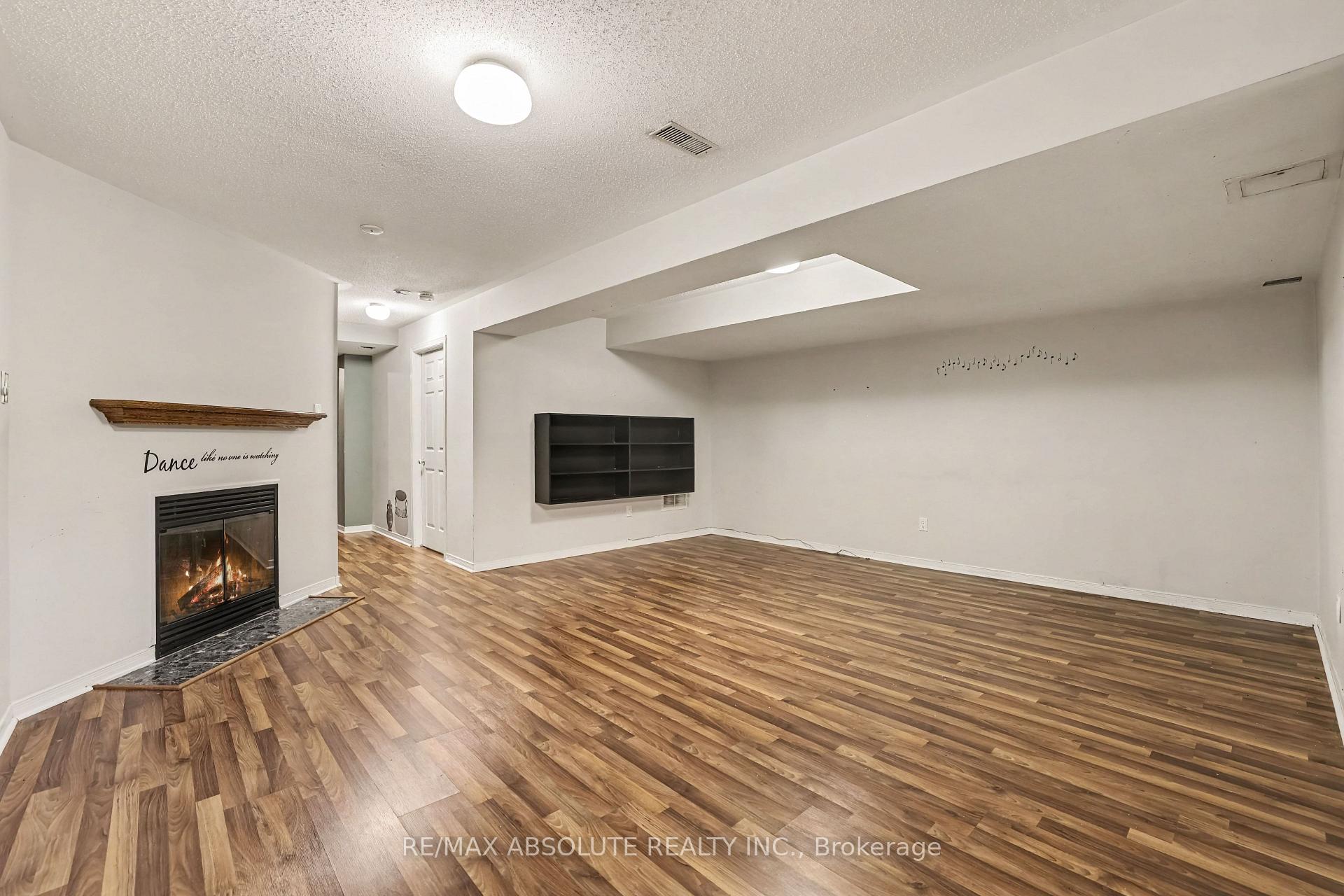 Photo 30 of 42 Roblyn Way, Ottawa, Barrhaven East — HOMEH