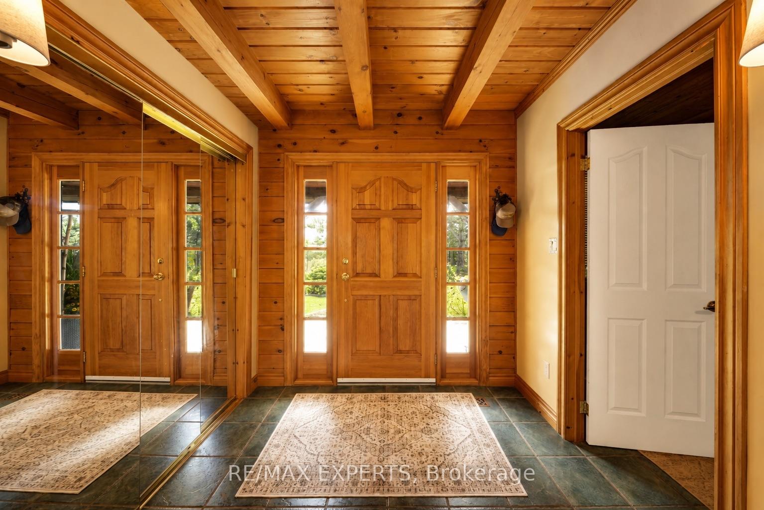Photo 5 of 15481 Mount Wolfe Road, Caledon, Palgrave — HOMEH