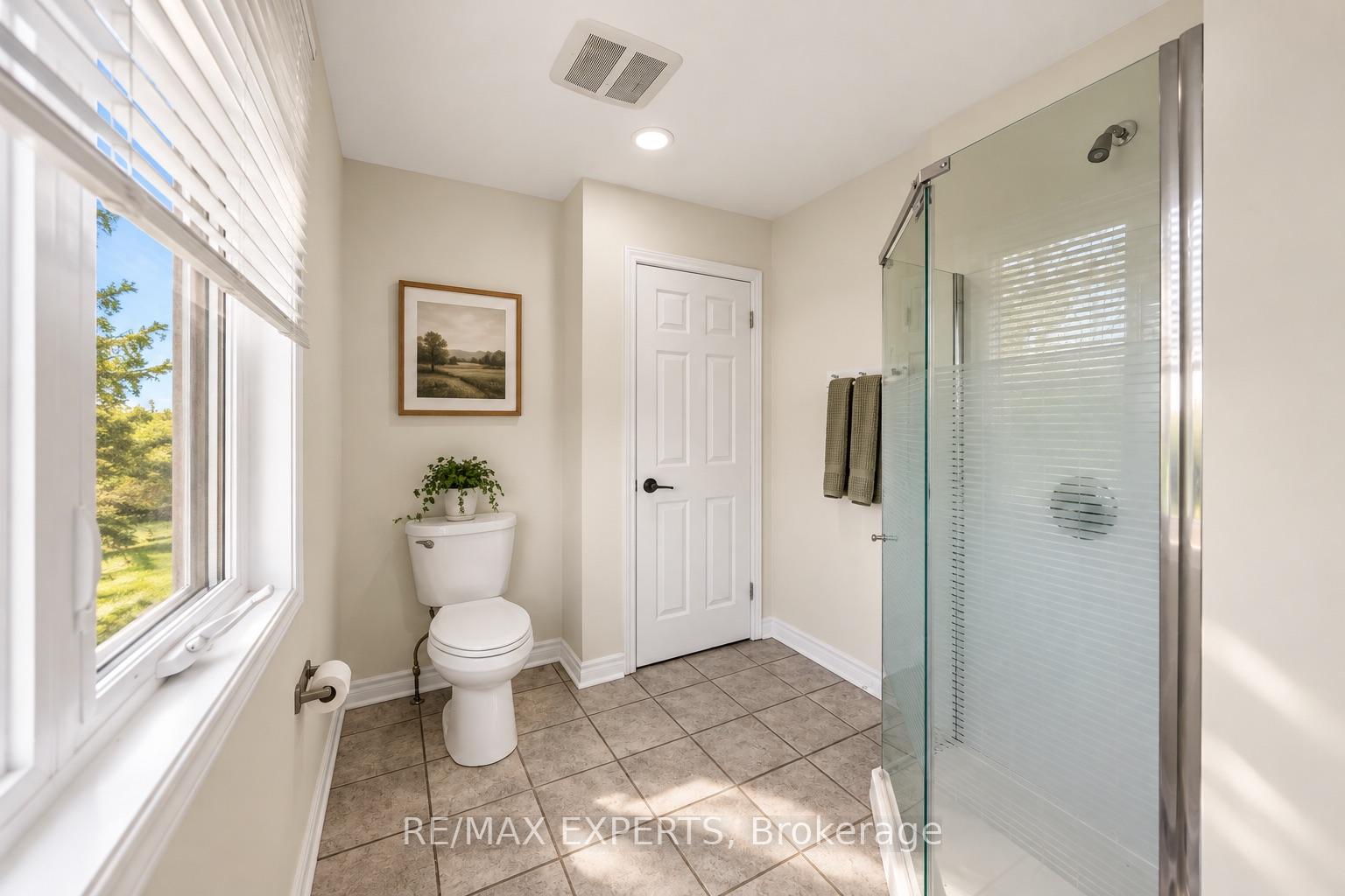 Photo 34 of 15481 Mount Wolfe Road, Caledon, Palgrave — HOMEH