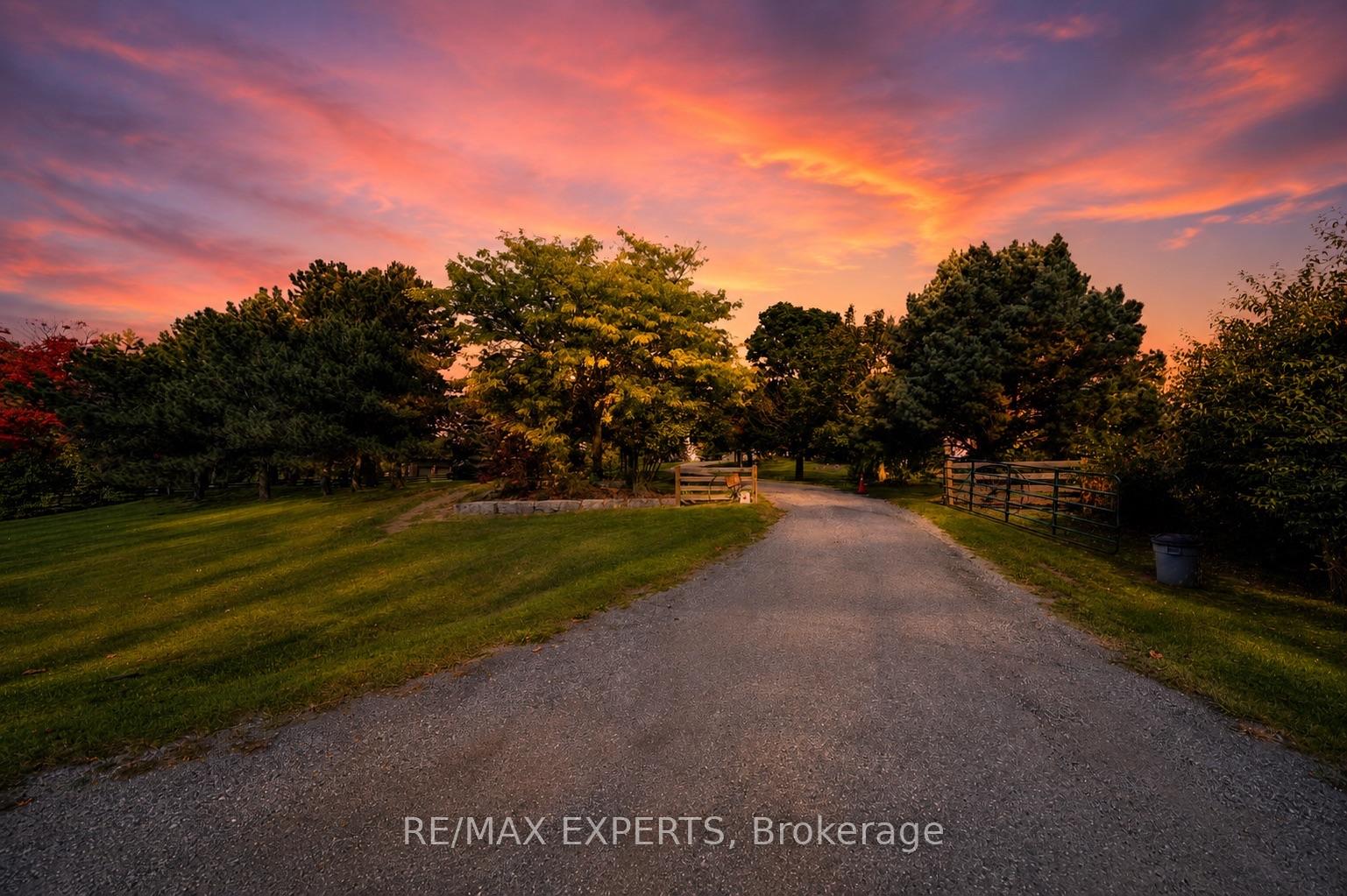 Photo 35 of 15481 Mount Wolfe Road, Caledon, Palgrave — HOMEH